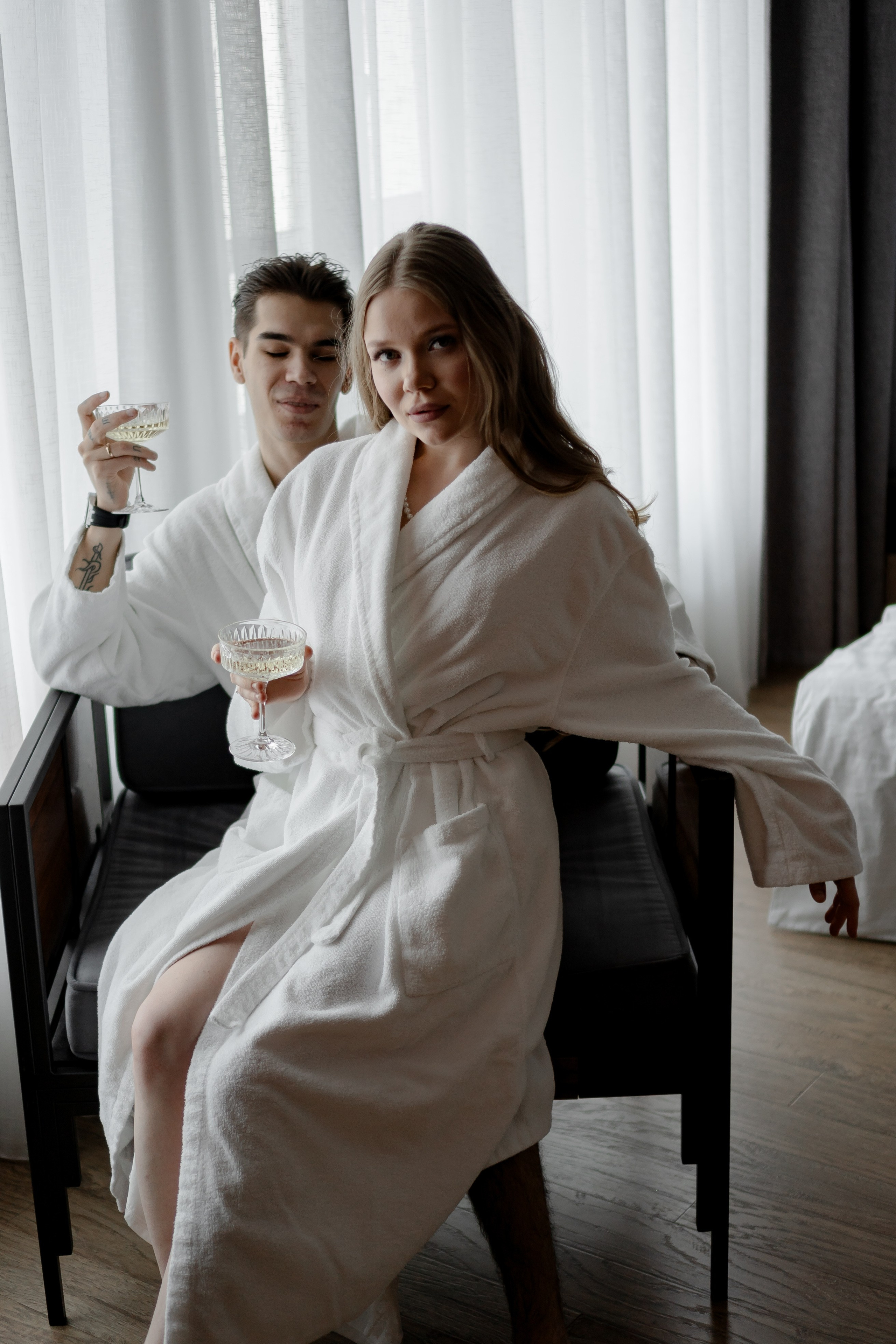 СВАДЕБНАЯ СЬЕМКА СБОРОВ В ОТЕЛЕ И ВЫЕЗД НА ЦЕРЕМОНИЮ (СНЯТО В СИБИРЕ В НИЖНЕВАРТОВСКЕ). Профессиональный фотограф, Санкт-Петербург — Виктория Богомолова