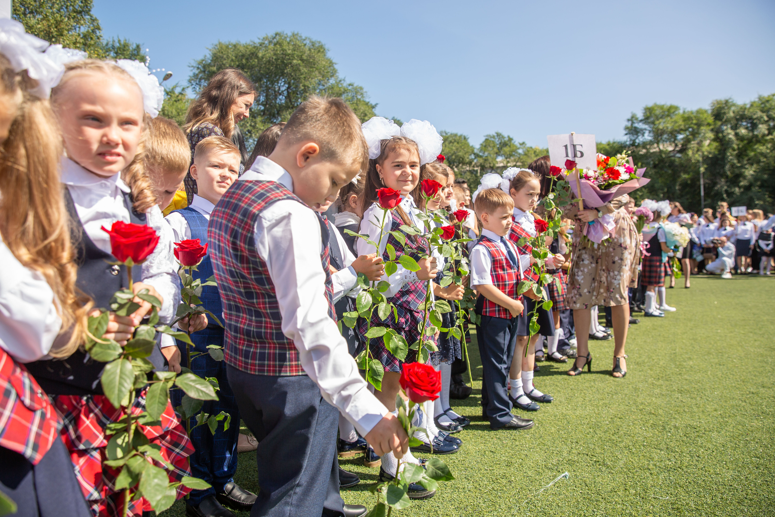 Здесь ^ 1 сентября. Семейный, детский, школьный фотограф в Благовещенске Яна Белоусова