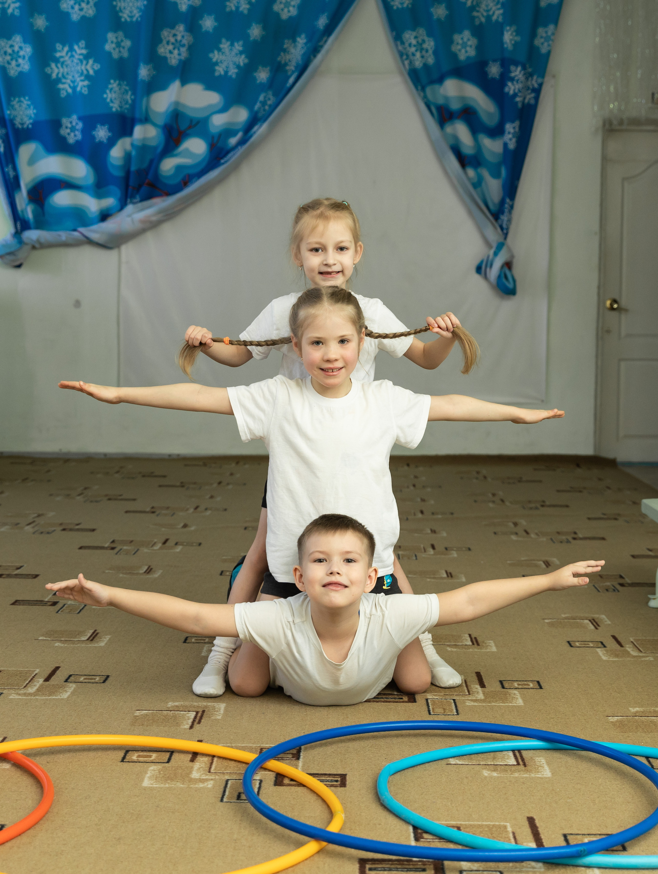 Здесь ^ Физкультура. Семейный, детский, школьный фотограф в Благовещенске Яна Белоусова