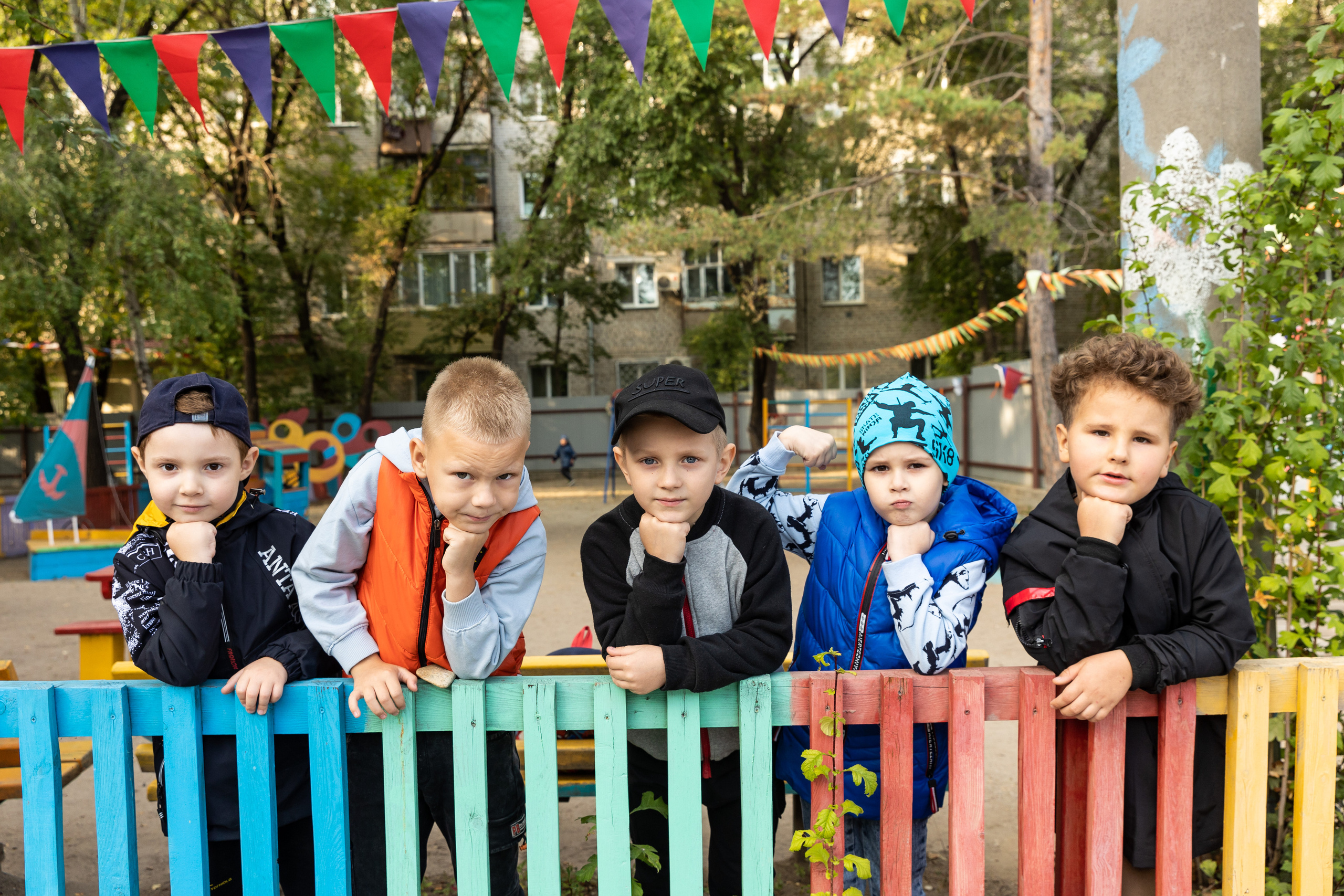 Здесь ^ сад Прогулки. Семейный, детский, школьный фотограф в Благовещенске Яна Белоусова