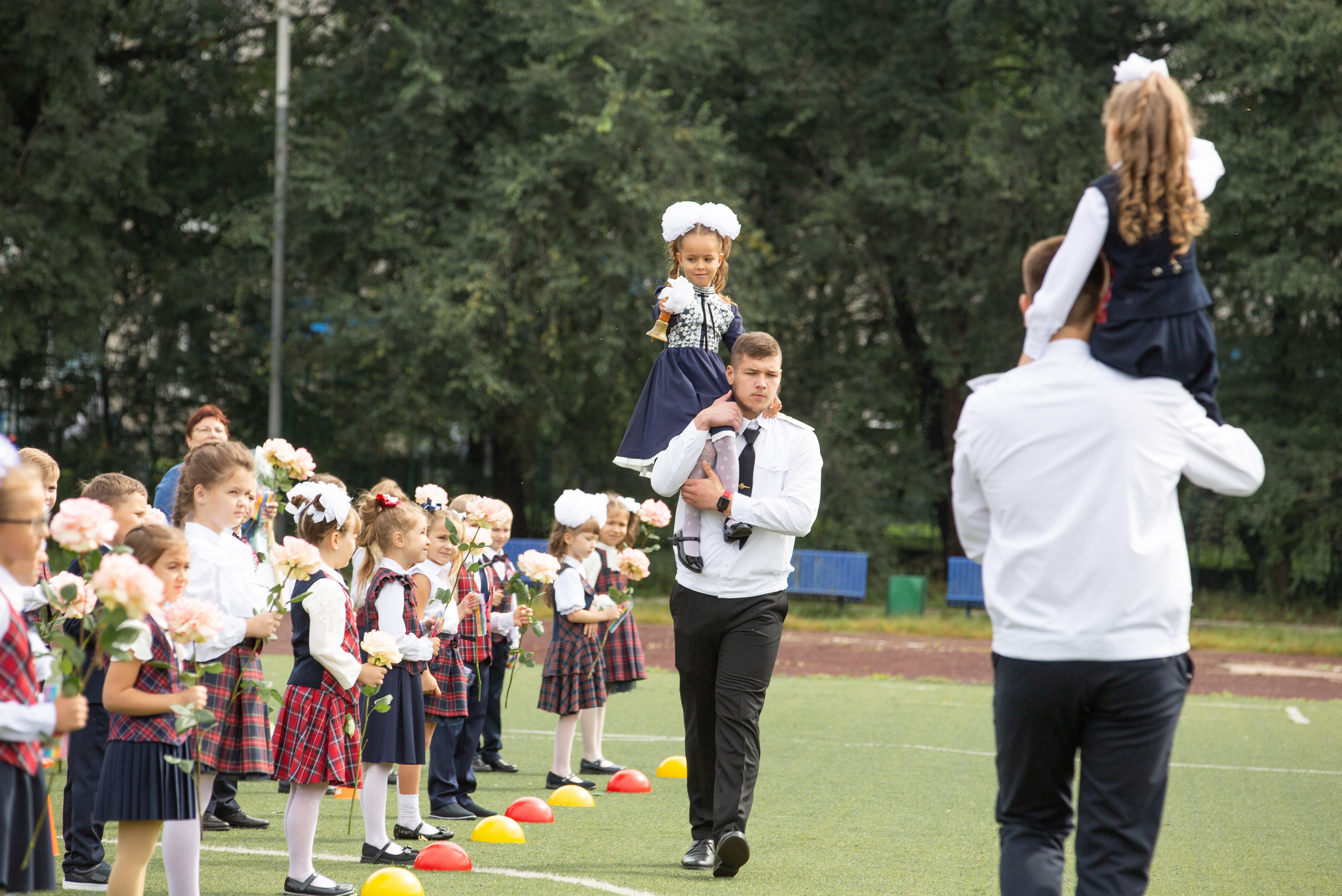 Здесь ^ 1 сентября. Семейный, детский, школьный фотограф в Благовещенске Яна Белоусова