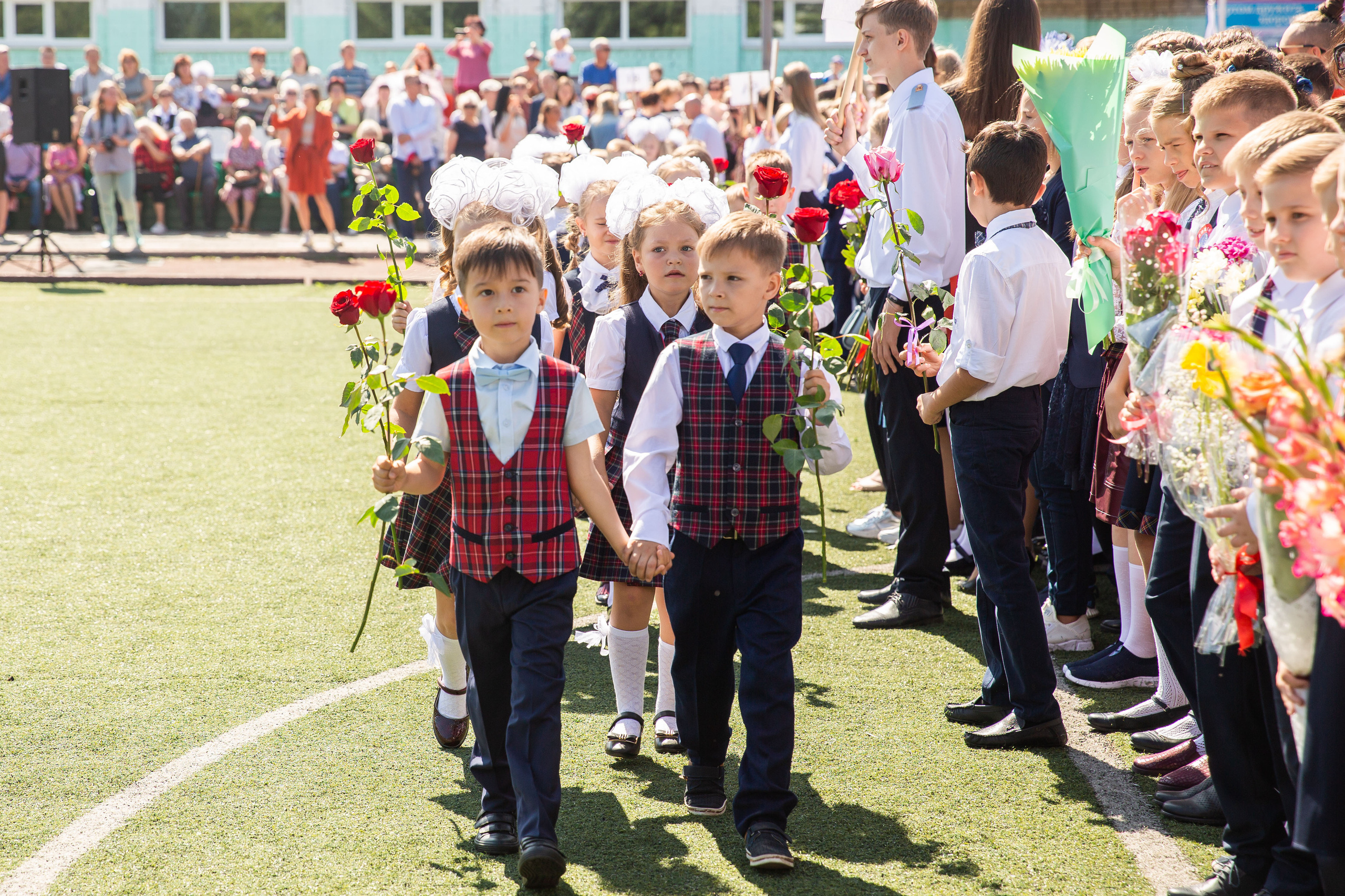 Здесь ^ 1 сентября. Семейный, детский, школьный фотограф в Благовещенске Яна Белоусова