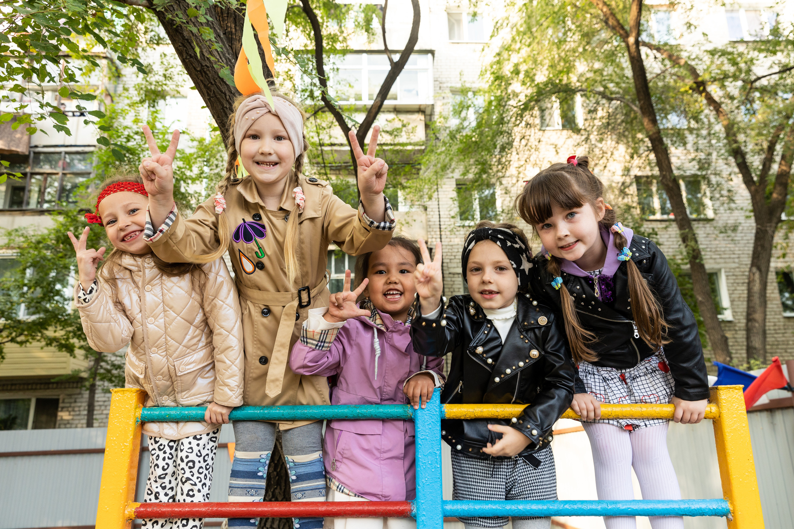 Здесь ^ сад Прогулки. Семейный, детский, школьный фотограф в Благовещенске Яна Белоусова