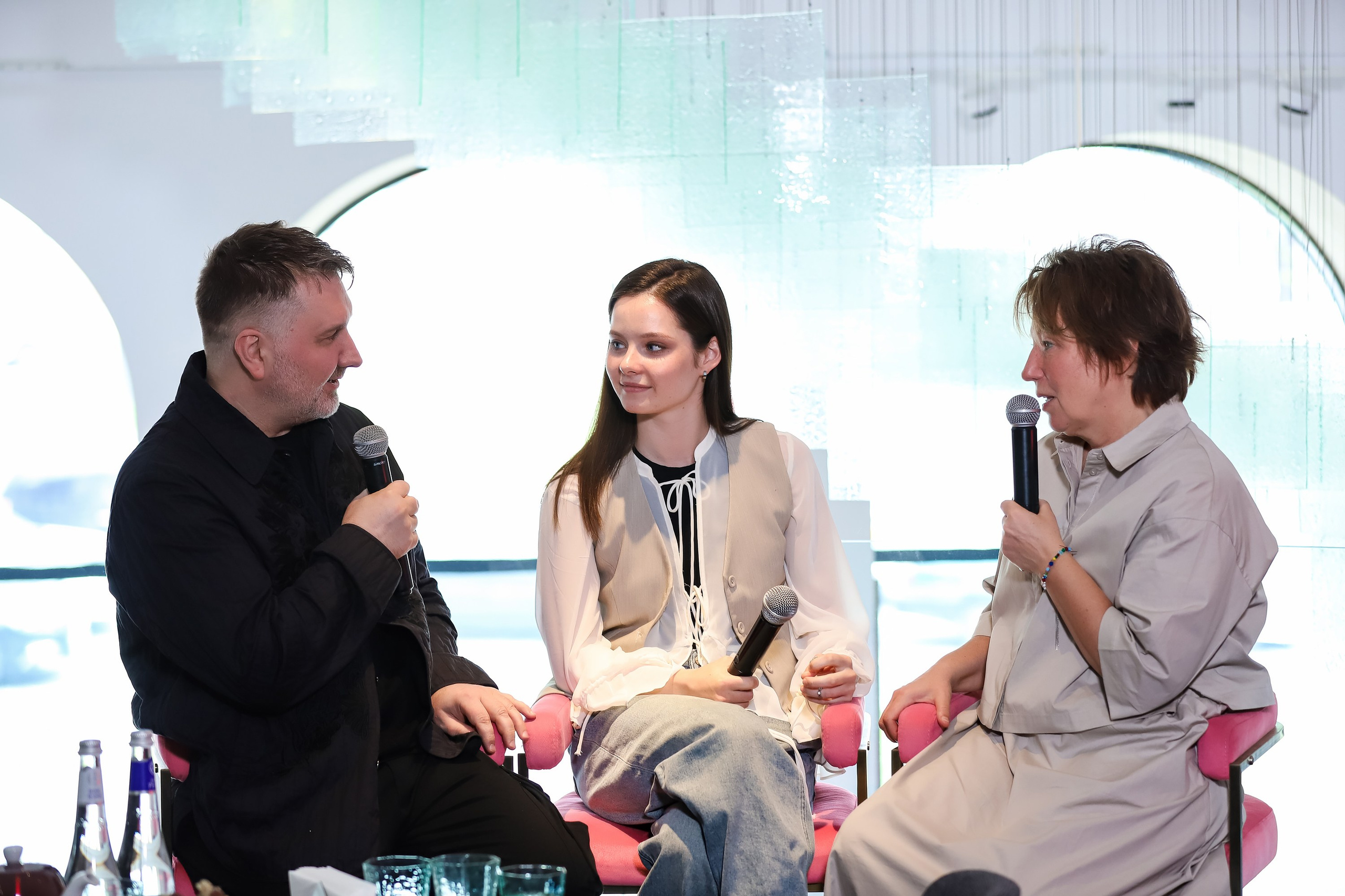 Akhmadullina Dreams «Летучий корабль». Репортажный и fashion фотограф в Москве Сергей Бардин