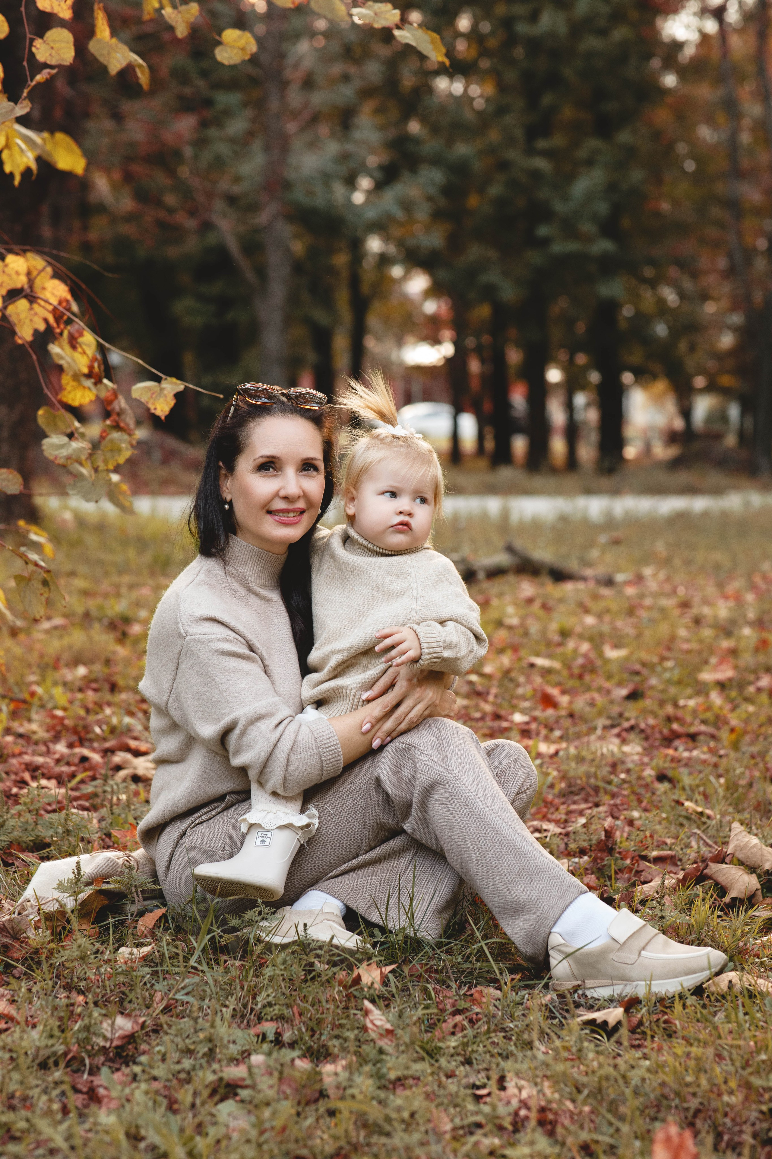 Семейная фотосессия в сквере имени Юрия Гагарина. Фотограф во Владикавказе Юрий Геворгизов