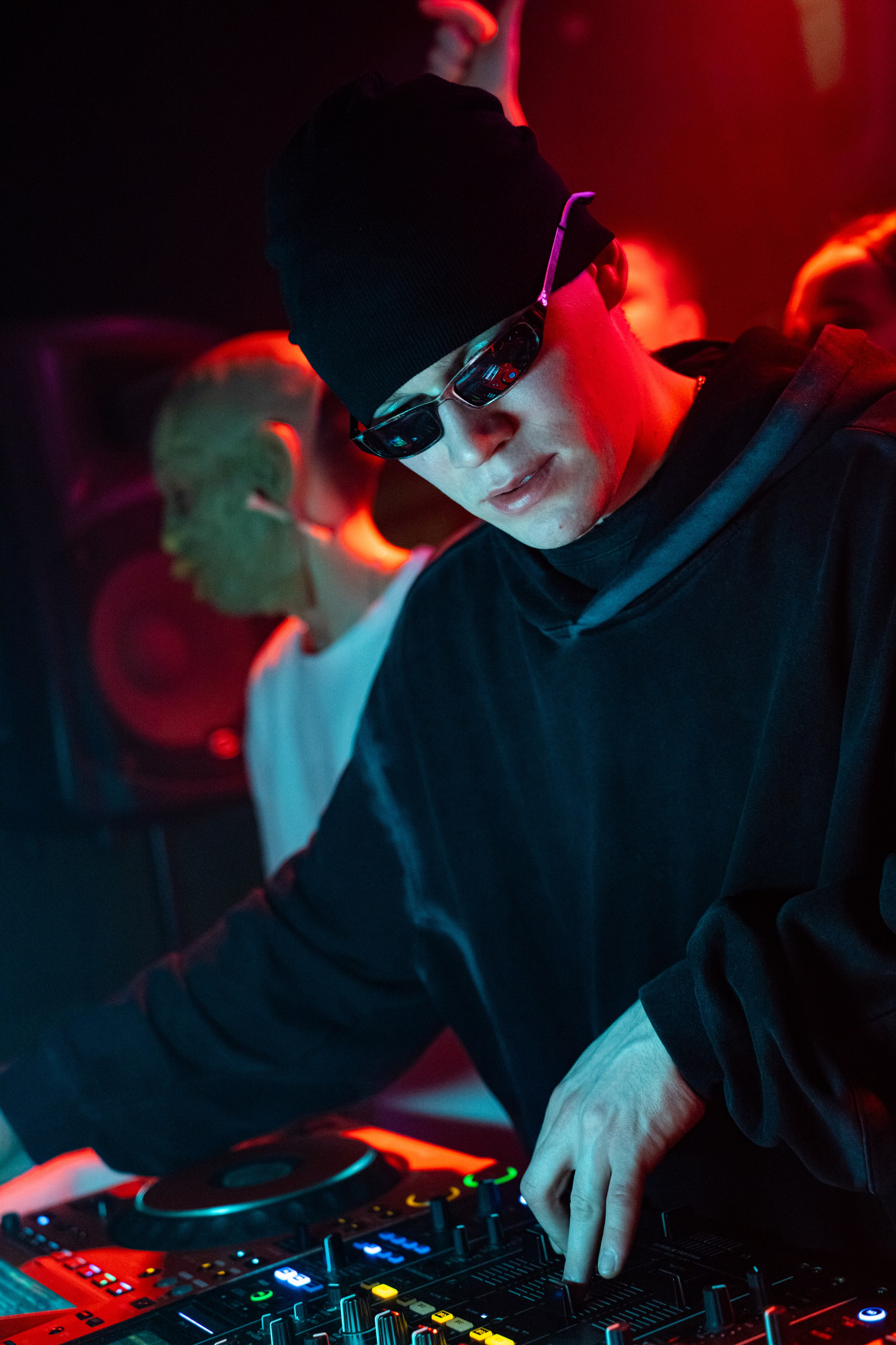 Only Birthday Party & 2HUG + Secret Guest / @Небесный сад. Концертный фотограф в Краснодаре