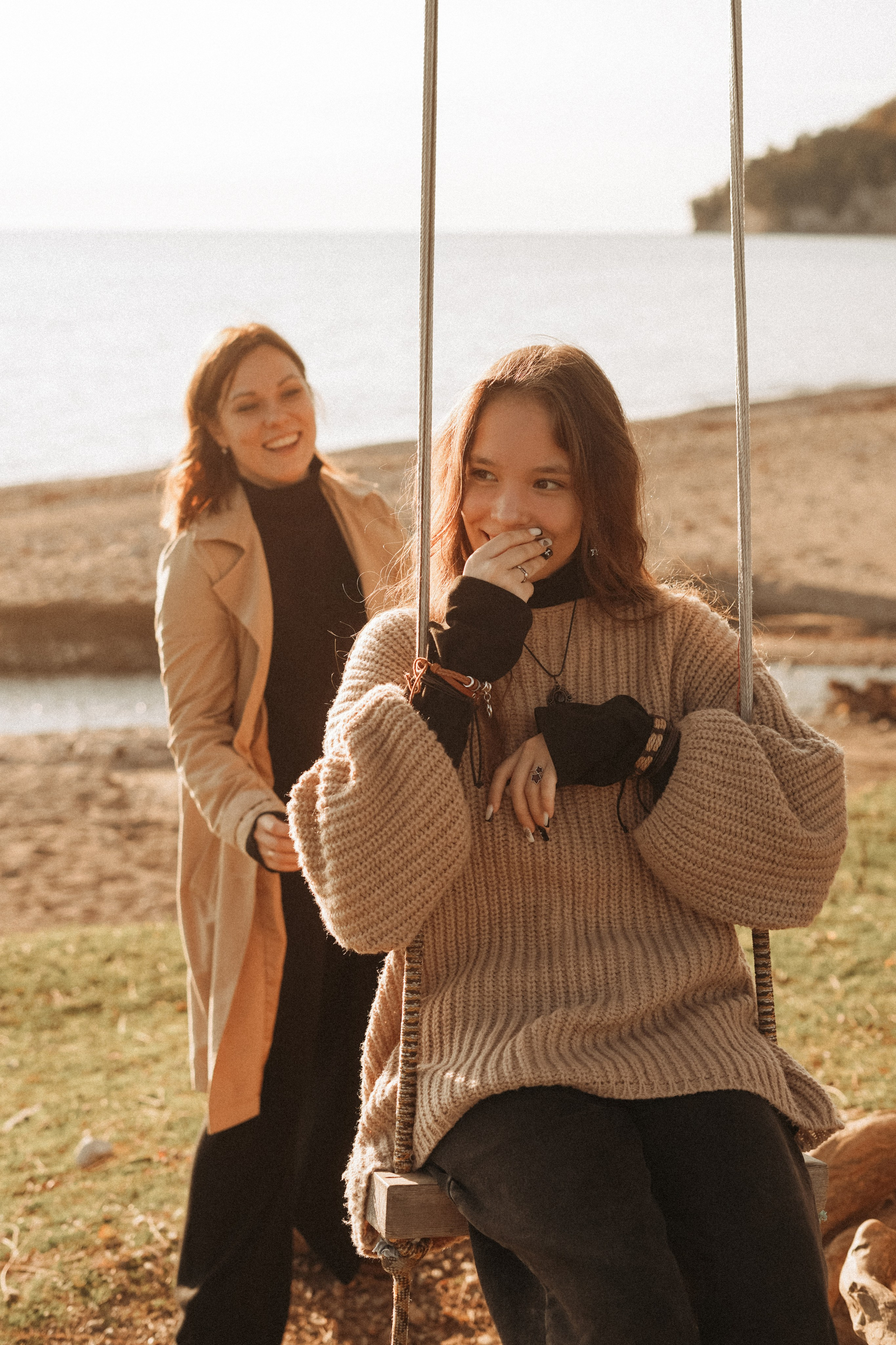 Настя с дочерью Дашей в Мюссере, Абхазия. Фотограф в Сочи и Абхазии | Фототуры | September Air
