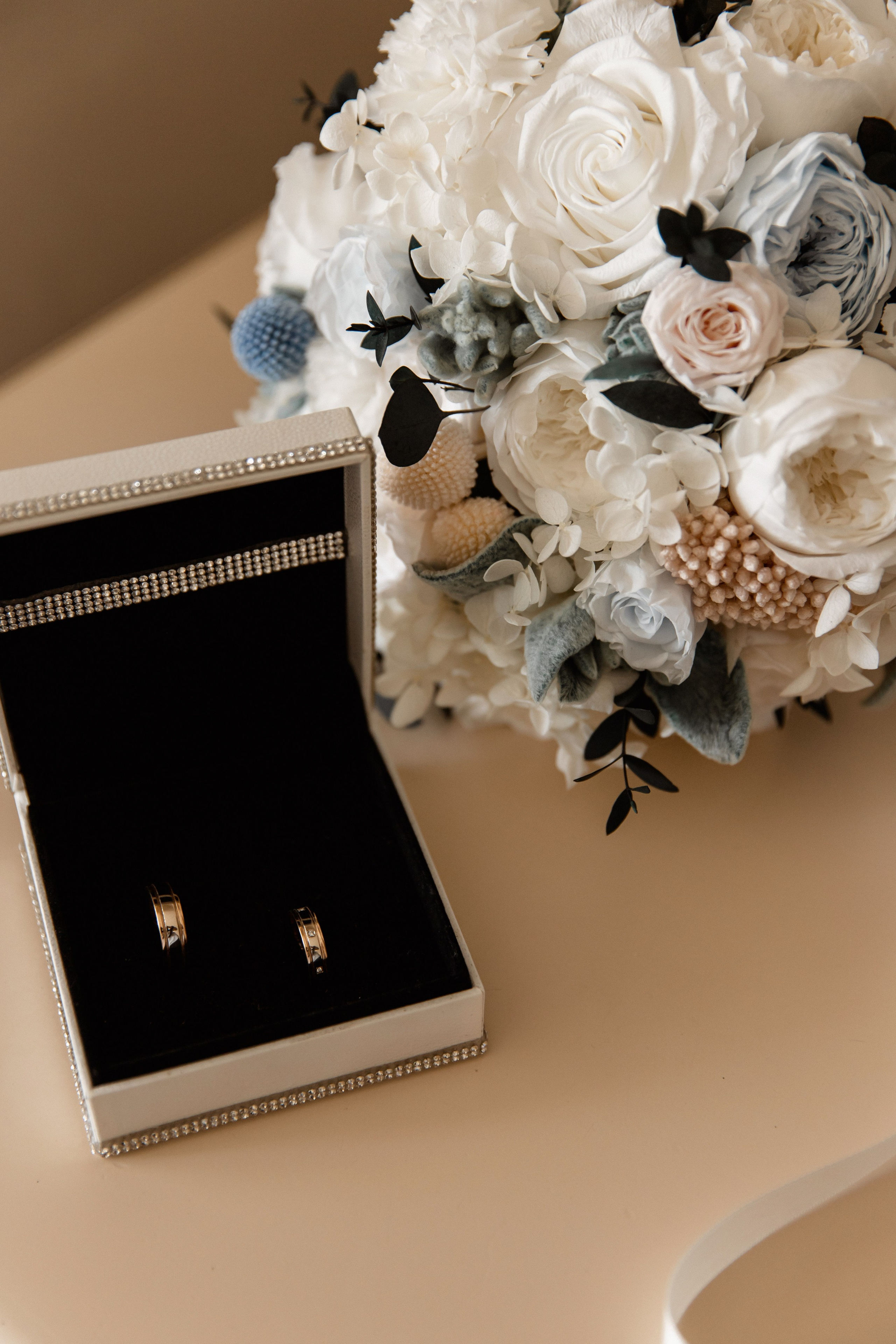 V & A. ФОТОГРАФ