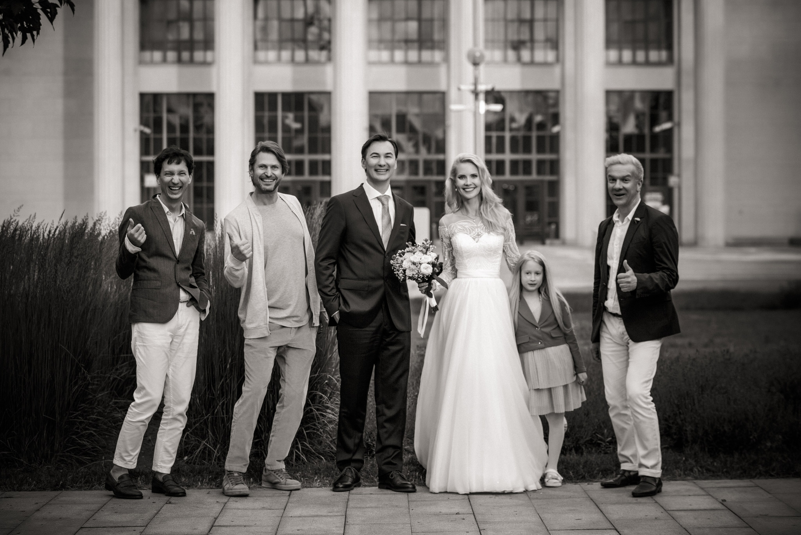 Свадебная фотосессия на ВДНХ. Свадебный и семейный фотограф в Москве и Подмосковье Лариса Козлова