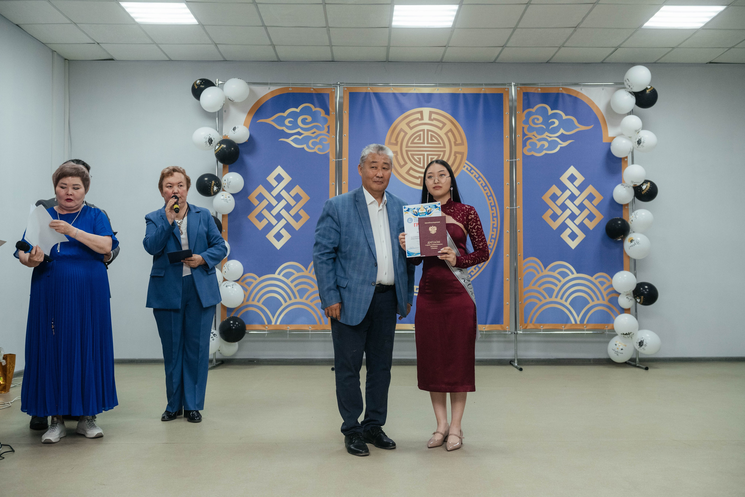 Выпускной Колледж традиционных искусств и народов Забайкалья. Фотограф Эллина Дар г. Улан-Удэ