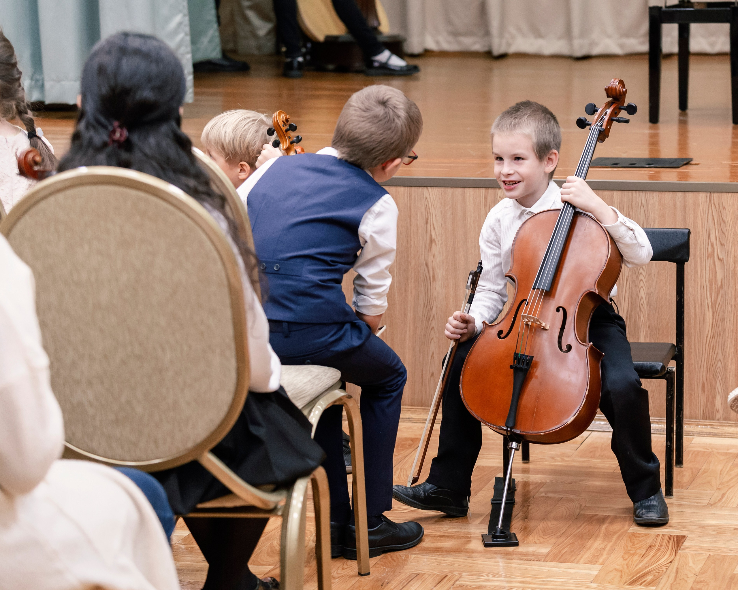 Музыкальный концерт струнных инструментов. Репортажный фотограф в Москве