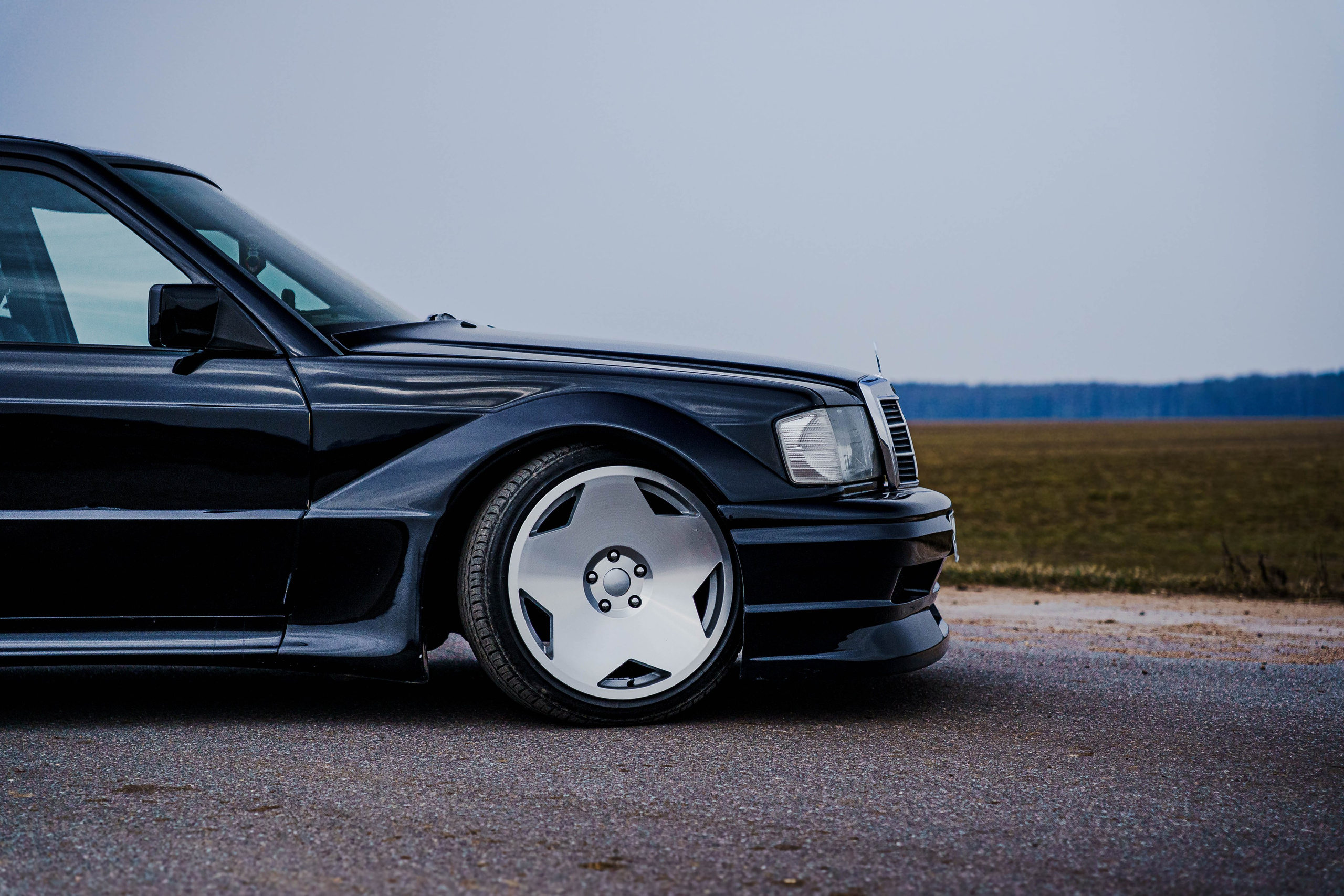 Mercedes 190e. Александр СМИ