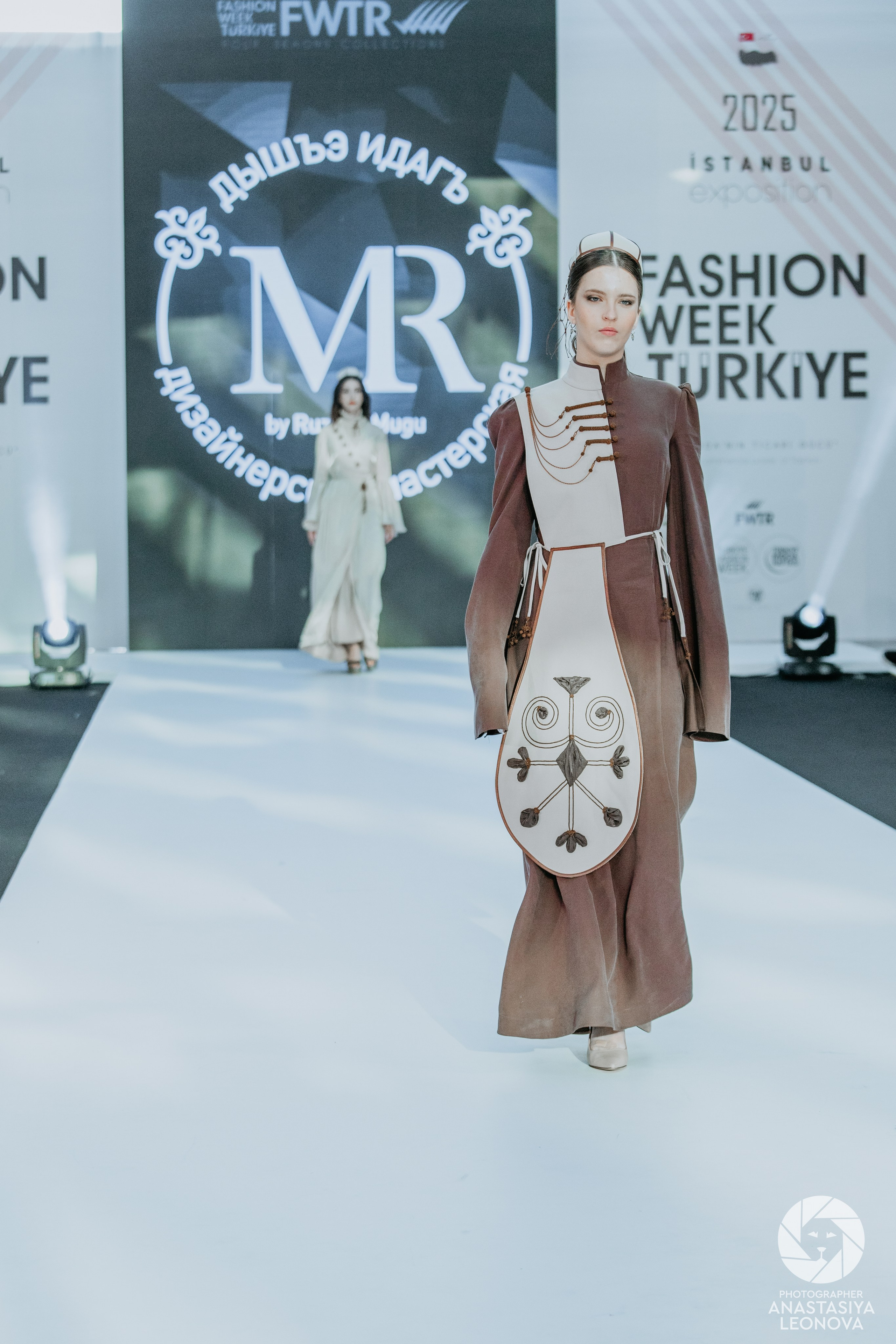 Fashion Week Türkiye [spring, 2025]. Anastasia Leonowa