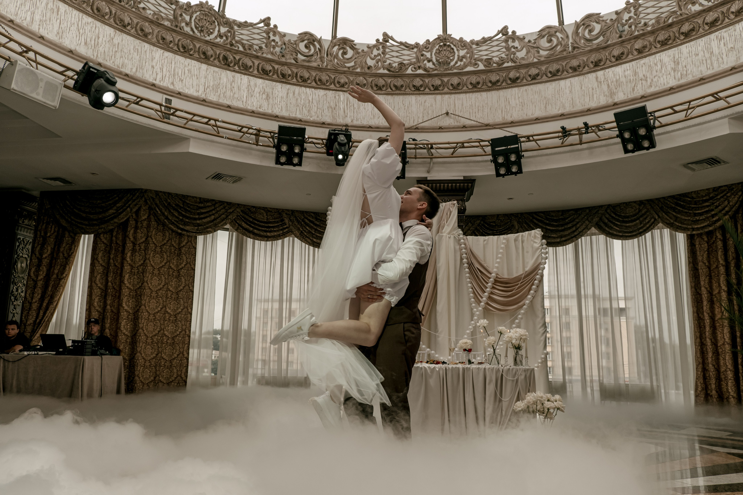 Александра и Арсений. Свадебный фотограф Челябинск