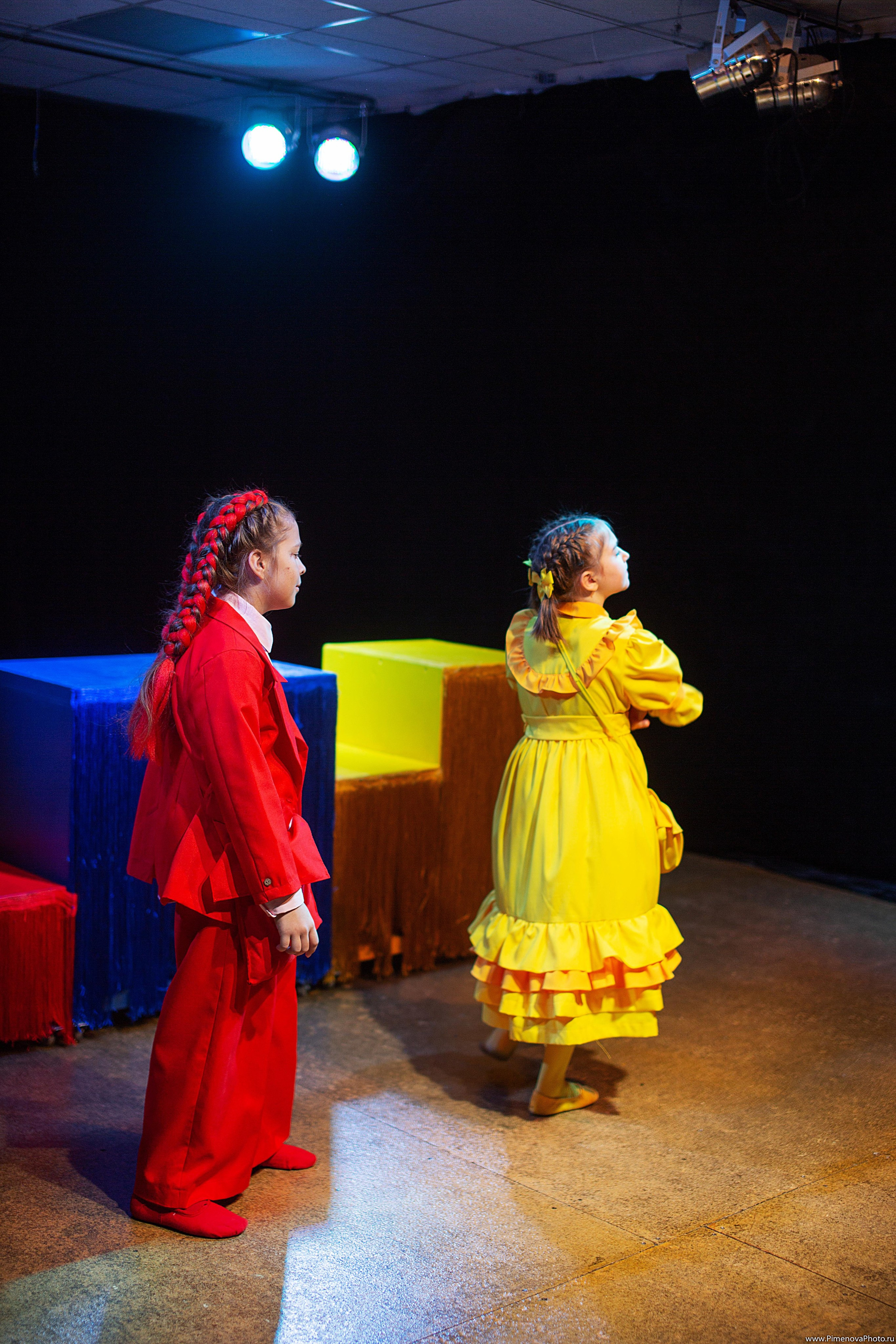 Карандаши «Театрум» ДТЦ, февраль. Семейный и детский фотограф в Петрозаводске