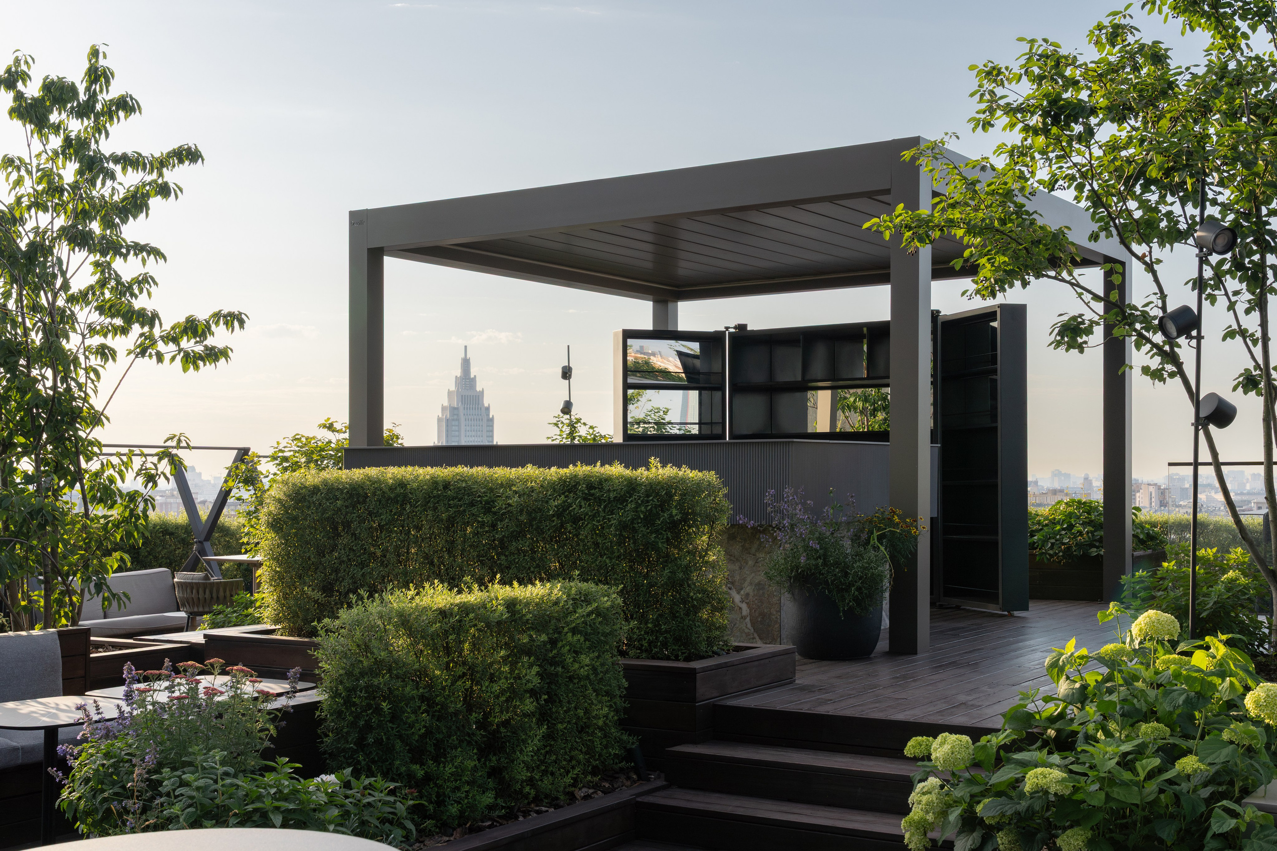 Brusnika office terrace, Moscow. Артамонов Александр | Архитектурный и ландшафтный фотограф