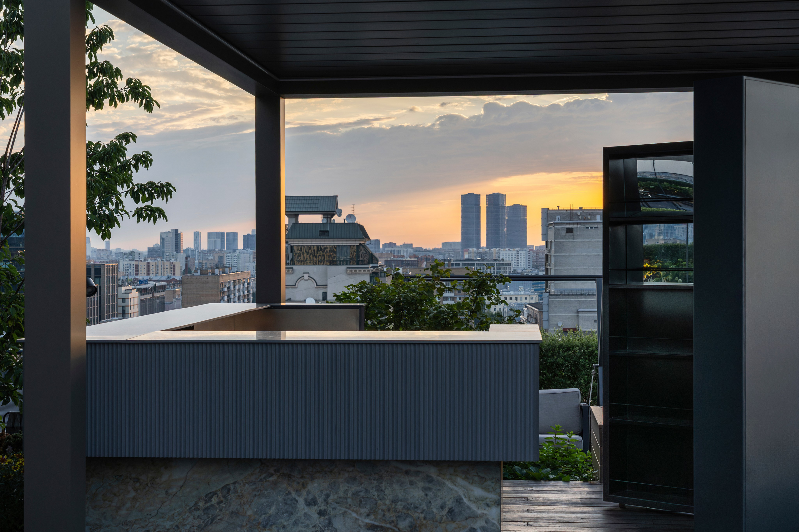 Brusnika office terrace, Moscow. Артамонов Александр | Архитектурный и ландшафтный фотограф