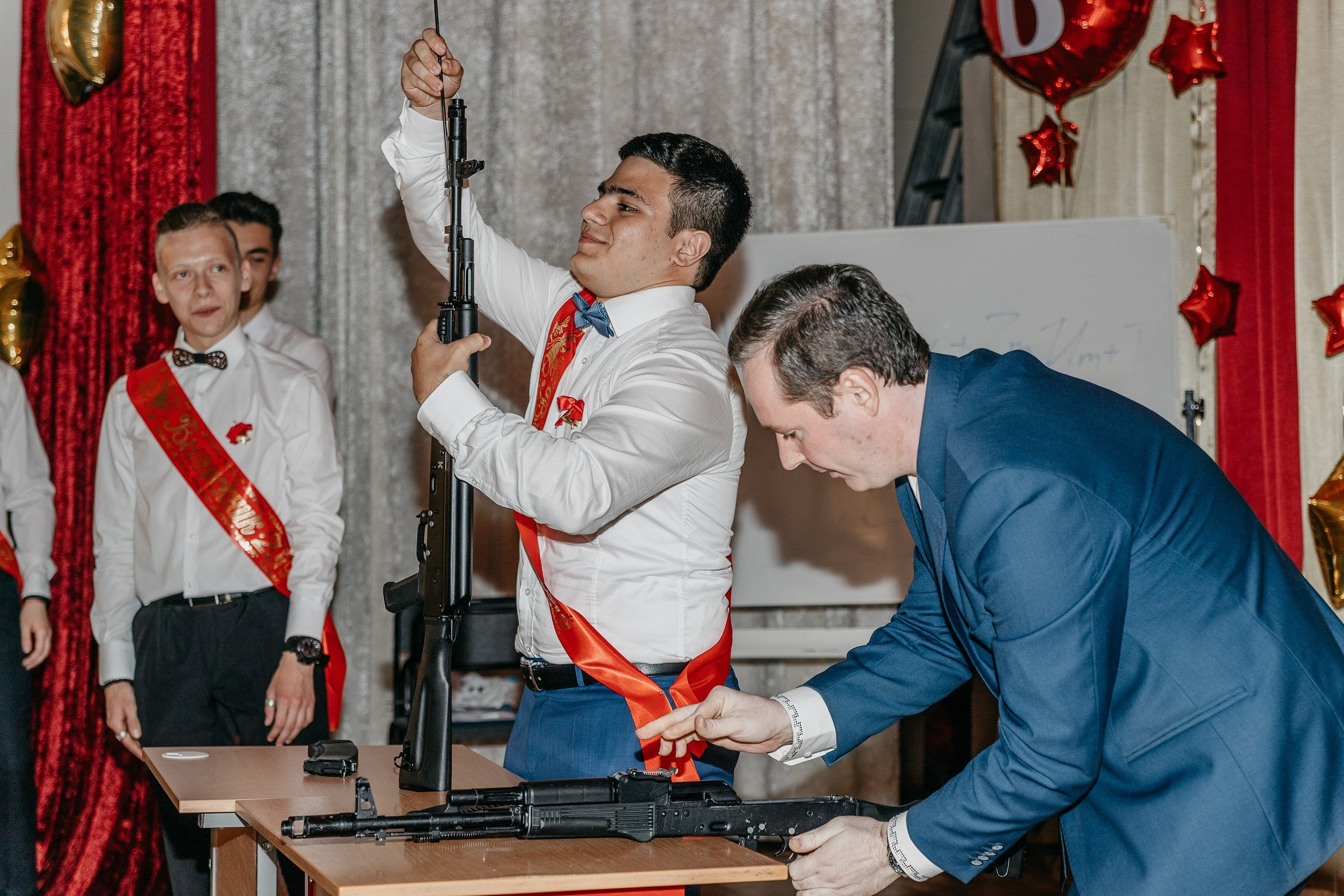 Последний звонок, Бутово 2019. Фотограф-дизайнер, семейный фотограф, фуд-фотограф в Москве и Московской области Лаврова Анна