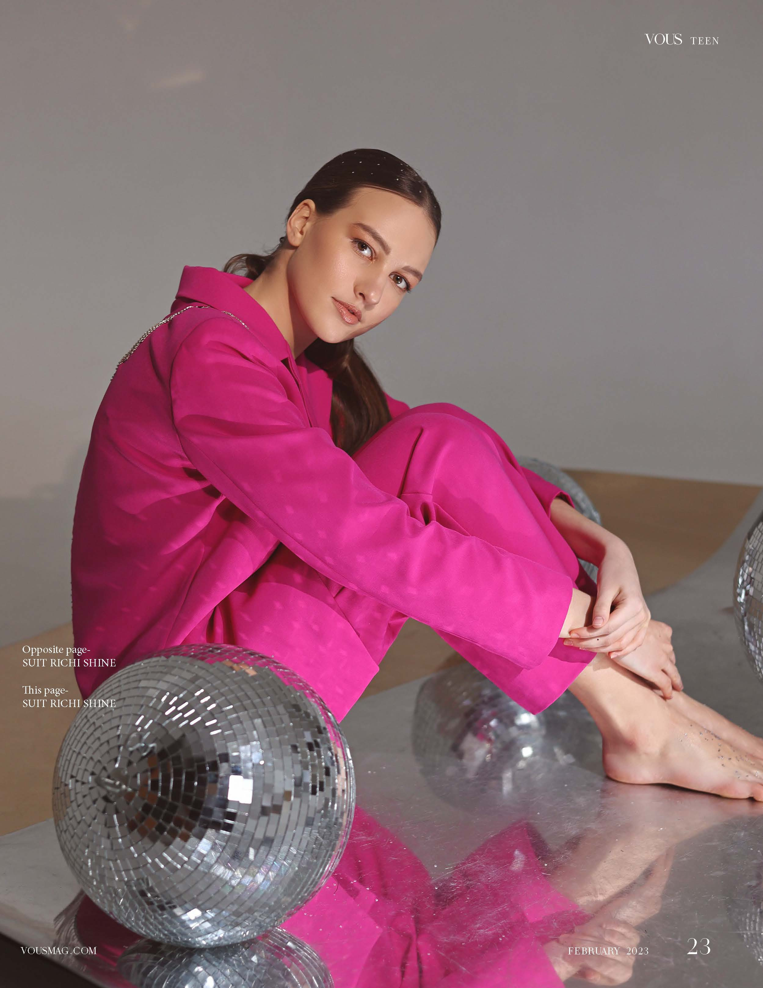 Журнал VOUS TEEN Мадрид. Задняя обложка и публикация. Фотограф в Крыму. Персональные фотосессии. Контент-съёмки