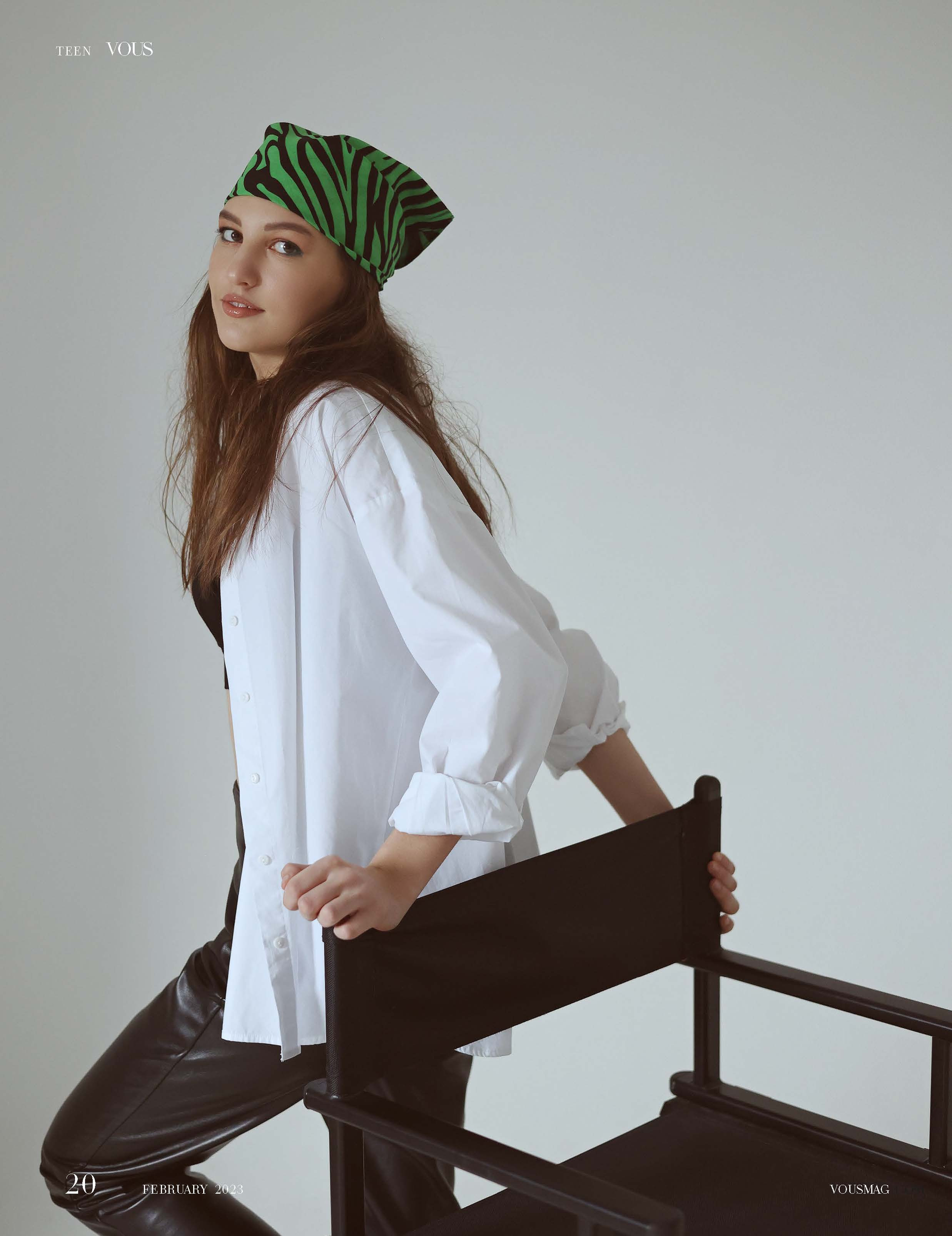 Журнал VOUS TEEN Мадрид. Задняя обложка и публикация. Фотограф в Крыму. Персональные фотосессии. Контент-съёмки