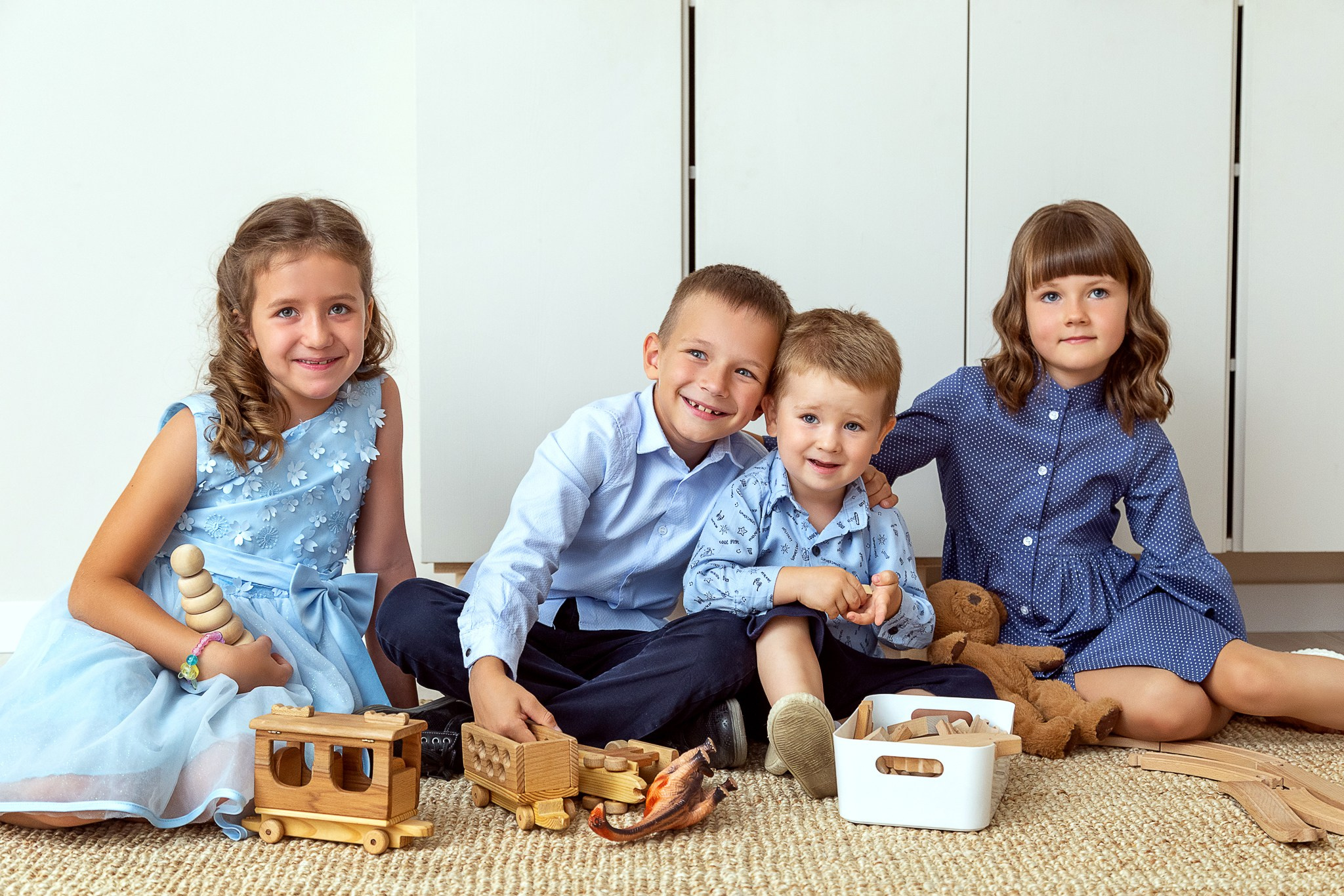 Фотосессия большой семьи из нескольких поколений. Семейный фотограф Ульяна Вдовкина г. Екатеринбург