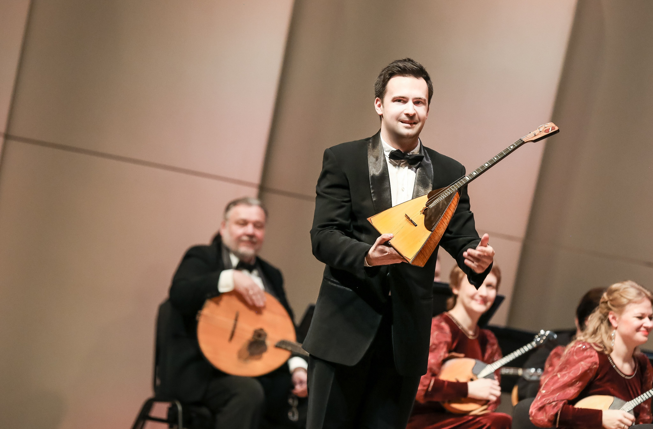 Концерт «Один виток вокруг планеты» ко Дню космонавтики. Дарья Письменюк / Darya Leitstern — фотограф, музыкант, журналист, путешественник