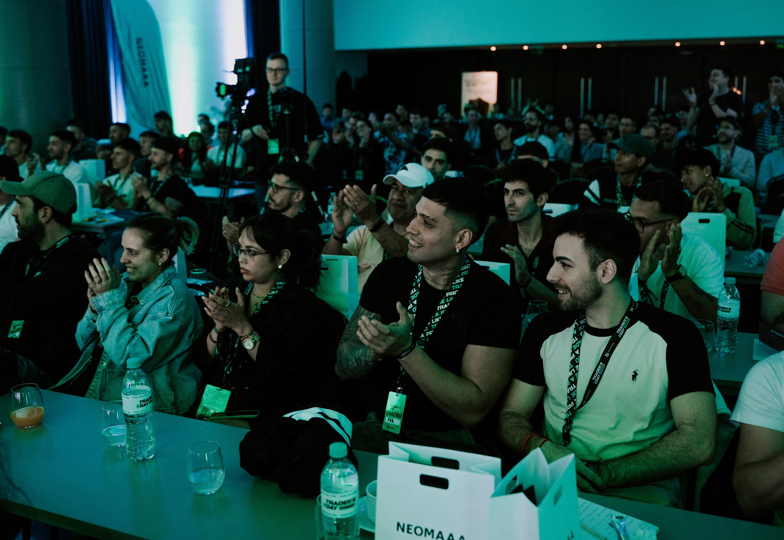 TRADERS DAY By NeomAAA Argentina. NeomAAA Funds Gallery