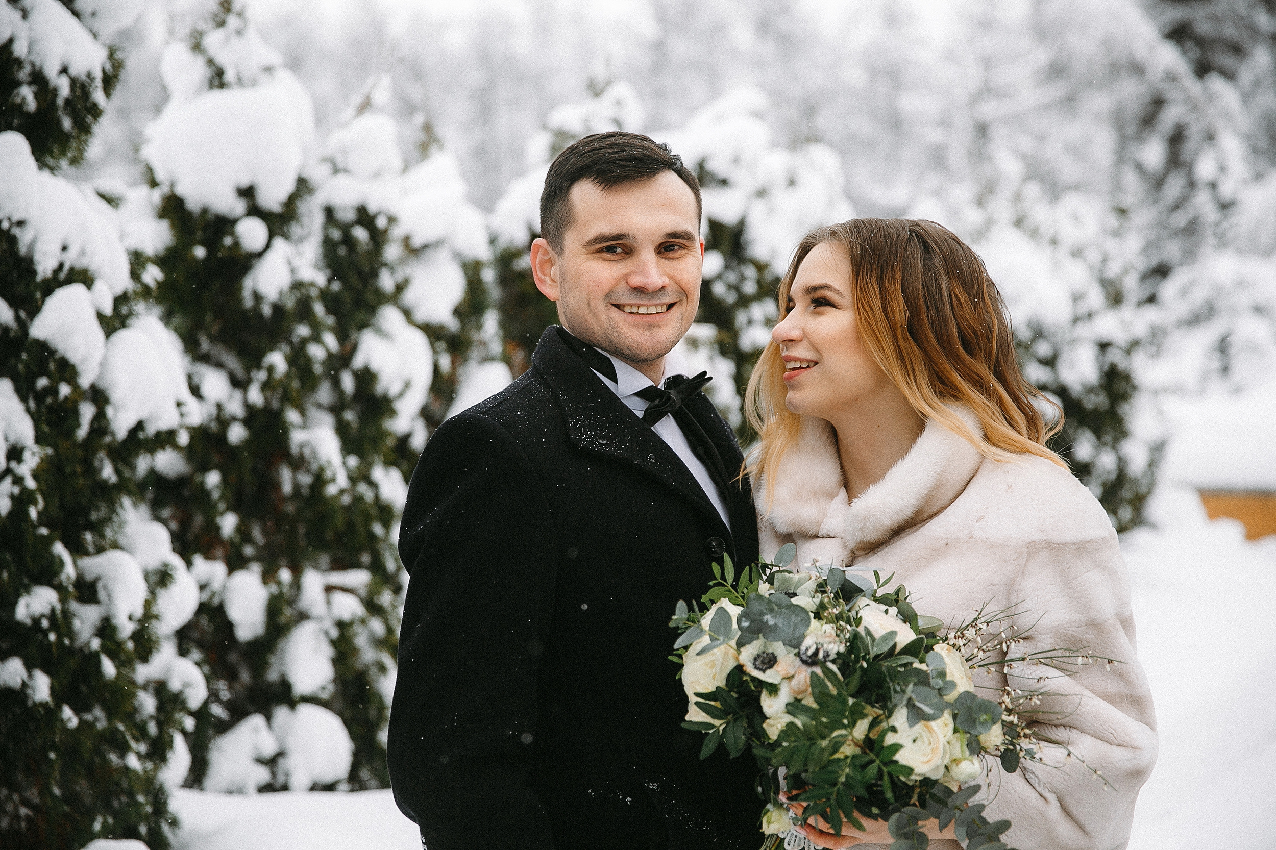 Свадебная фотосессия в загородном клубе «ARTILAND»