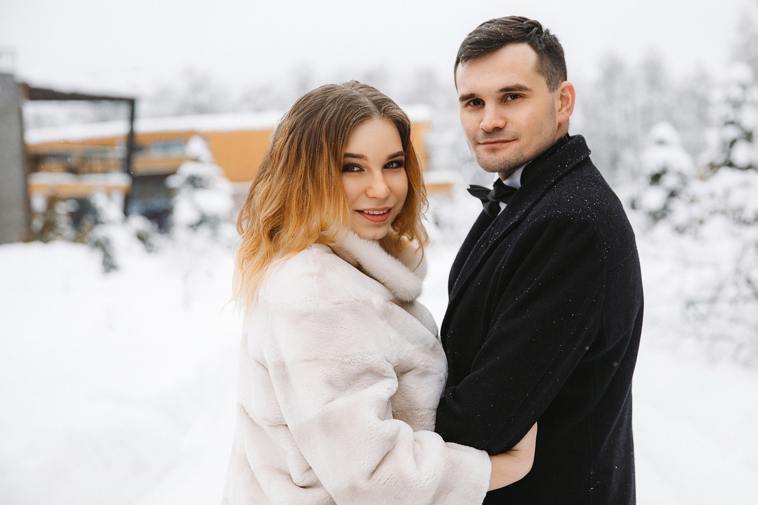 Свадебная фотосессия в загородном клубе «ARTILAND»