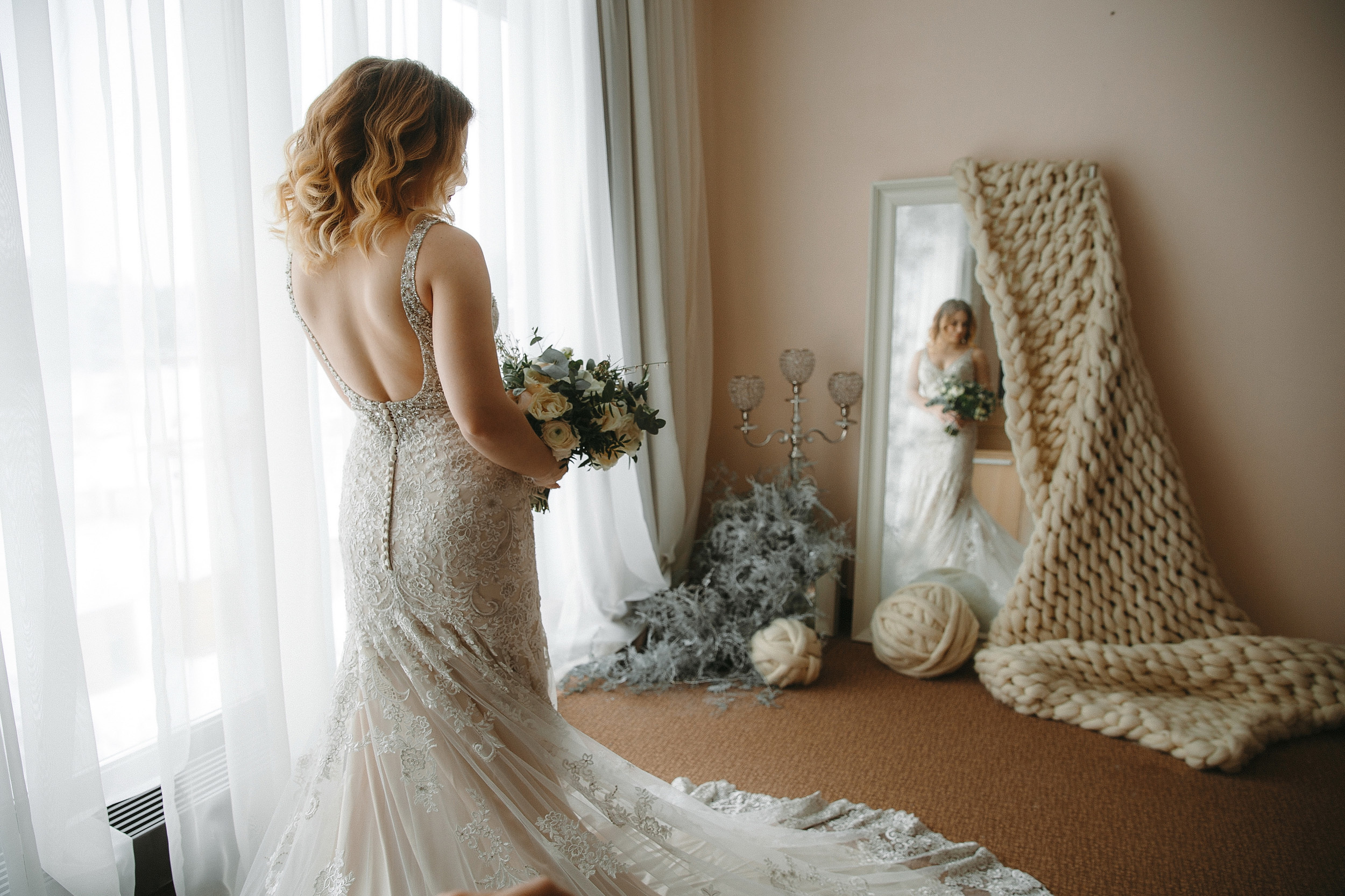 Свадебная фотосессия в загородном клубе «ARTILAND»