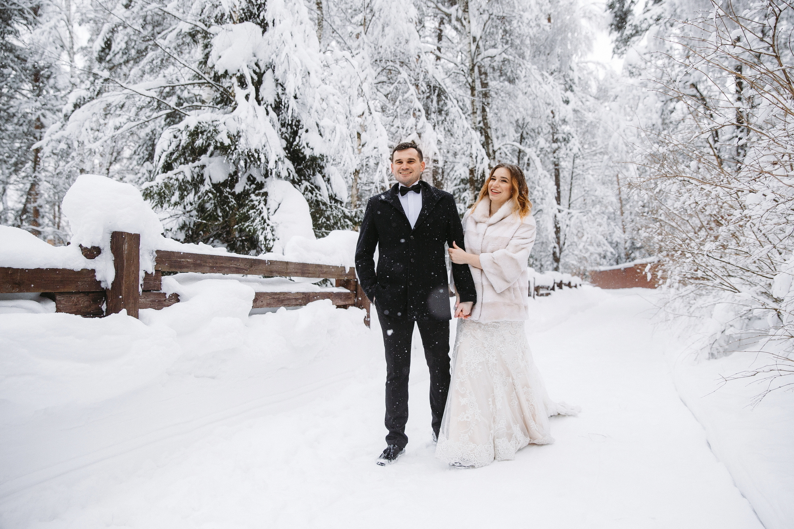 Свадебная фотосессия в загородном клубе «ARTILAND»