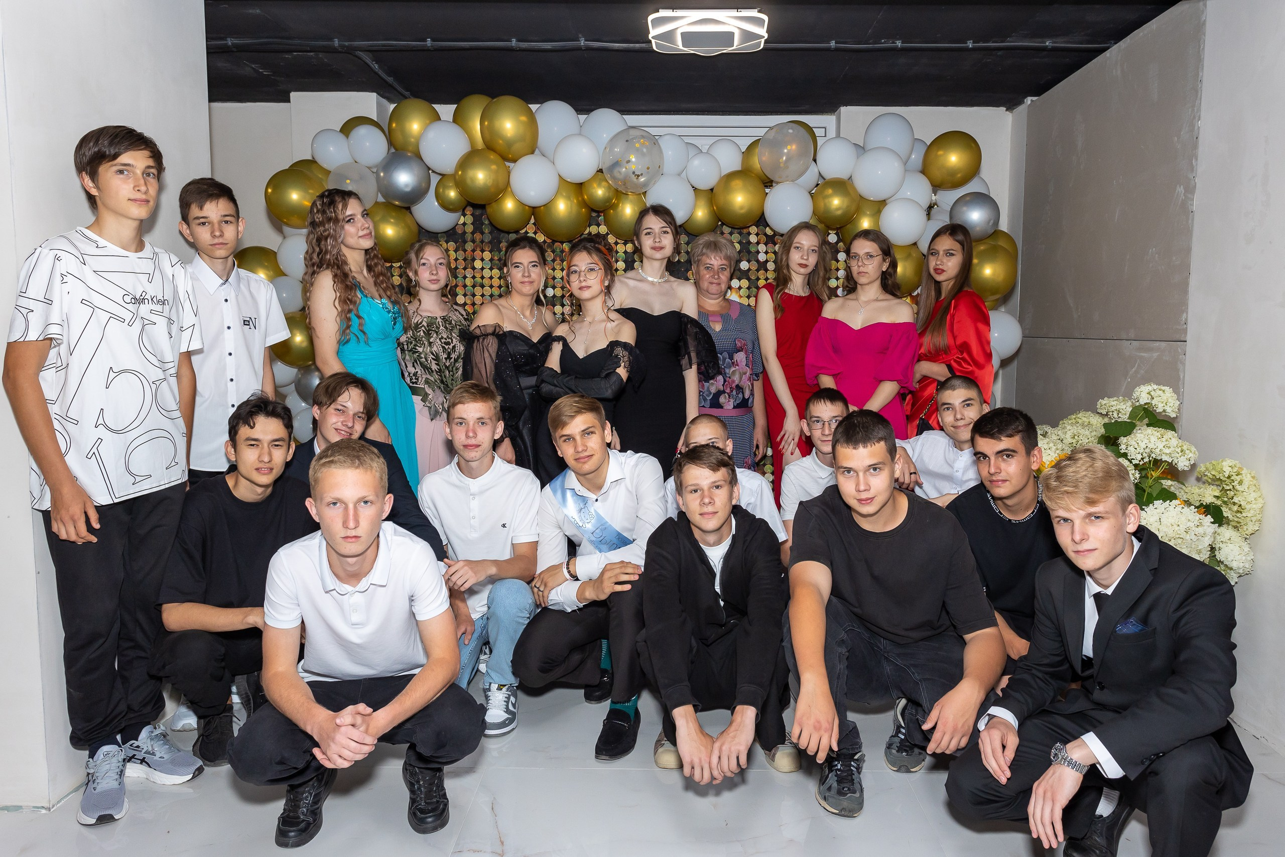 Вручение аттестата и выпускной вечер. Выпускные альбомы Майкоп, Краснодар Елена Золотарева