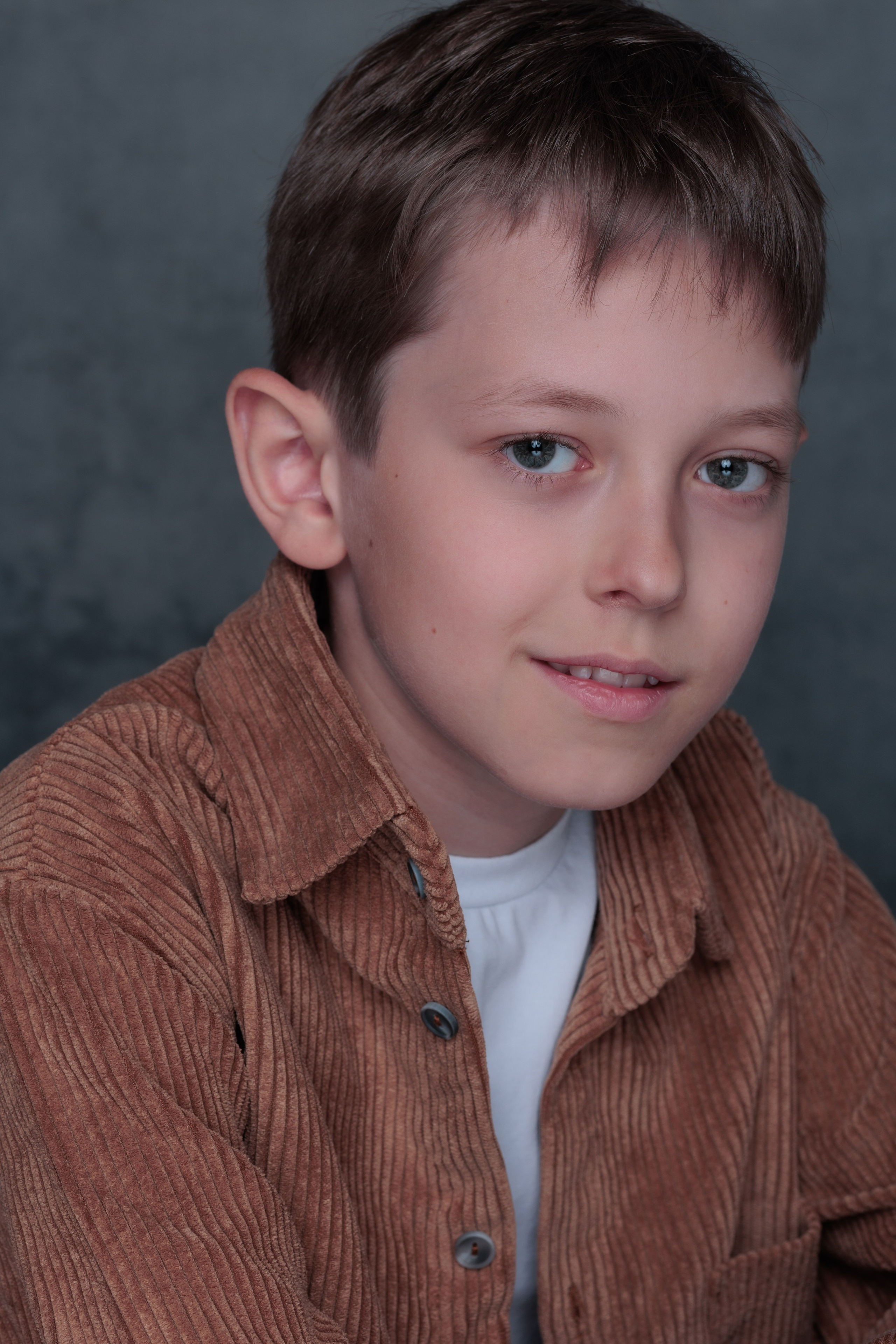 ЛЁША. Я фотограф из Москвы к Вашим услугам