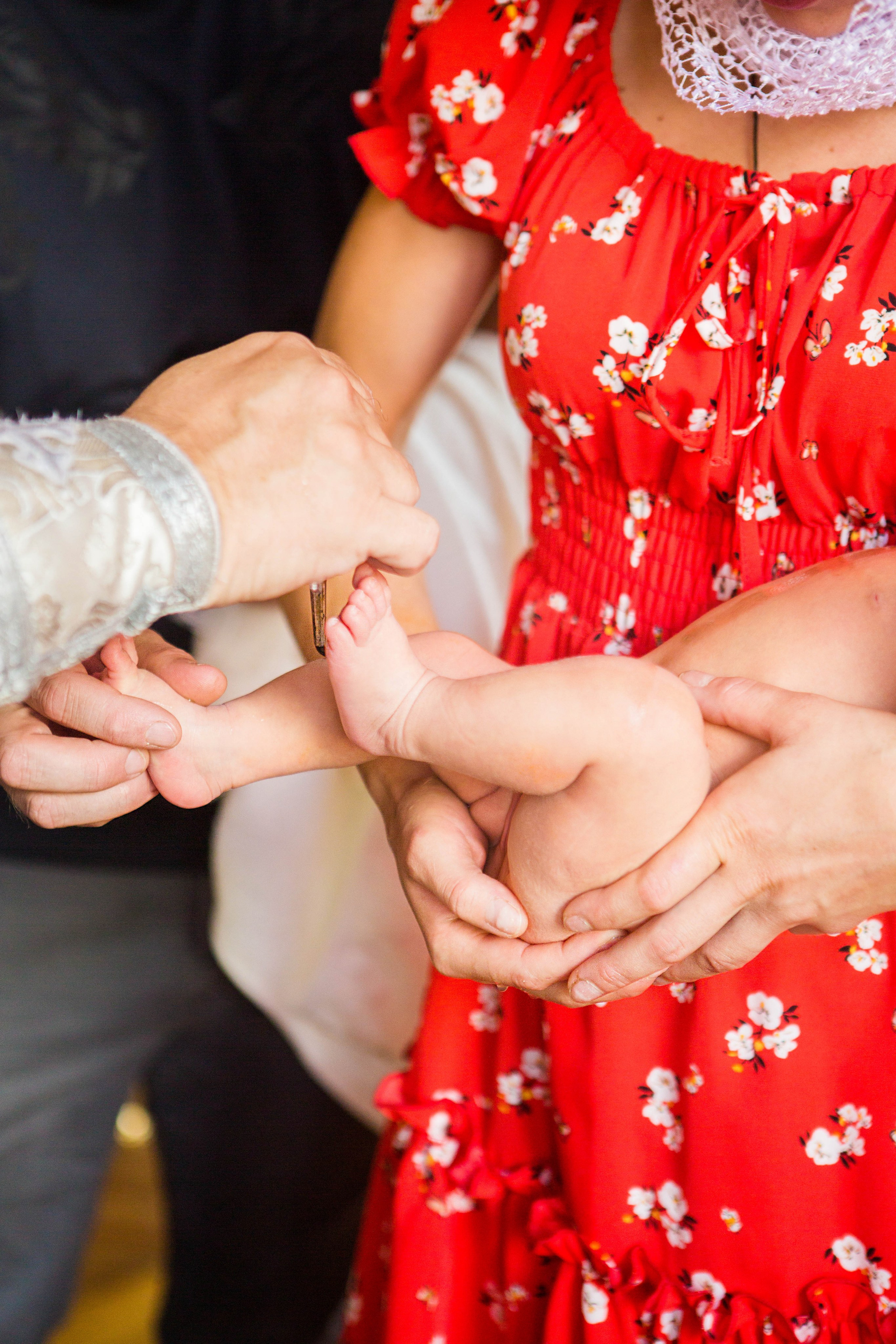 Крещение Надежды. Свято-Троицкий собор. Свадебный семейный и детский фотограф в Краснодаре Карина Федоровская