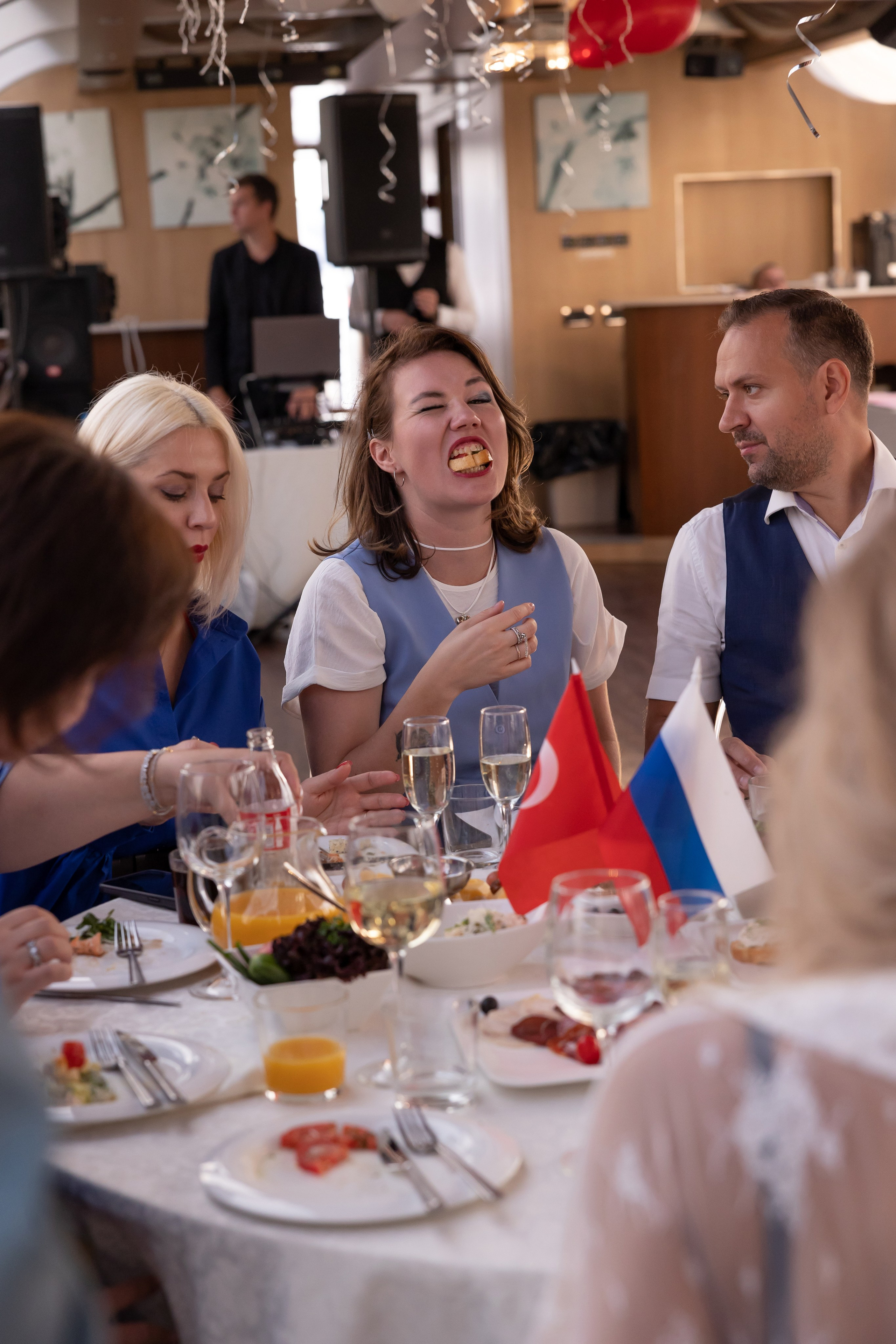 Ксения и Чаатай (теплоход). Сказочный фотограф для Вас и Вашей семьи