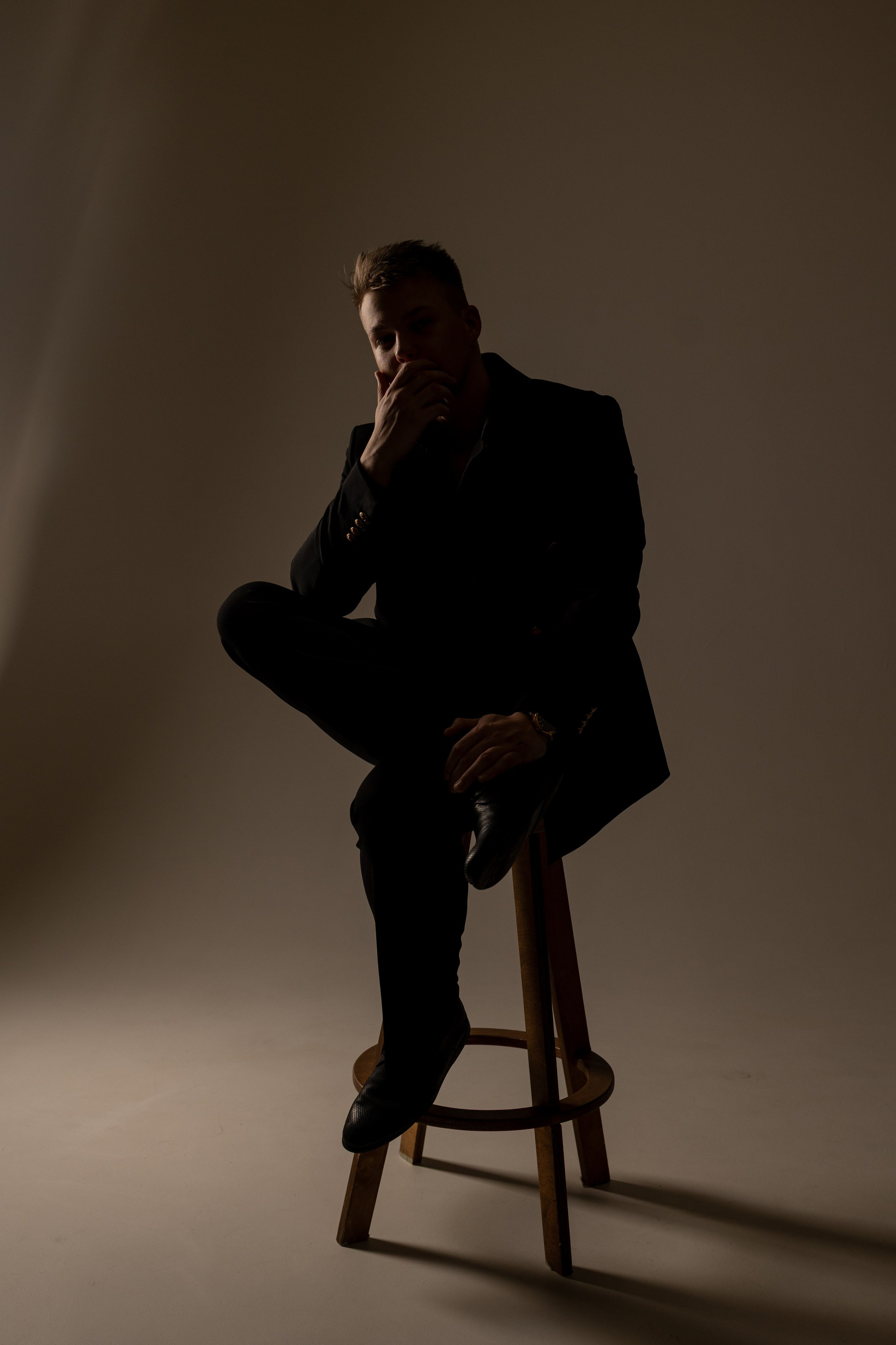 Иллюзионист Максим. Фотограф Артем Бросов в Санкт-Петербурге и Дубае