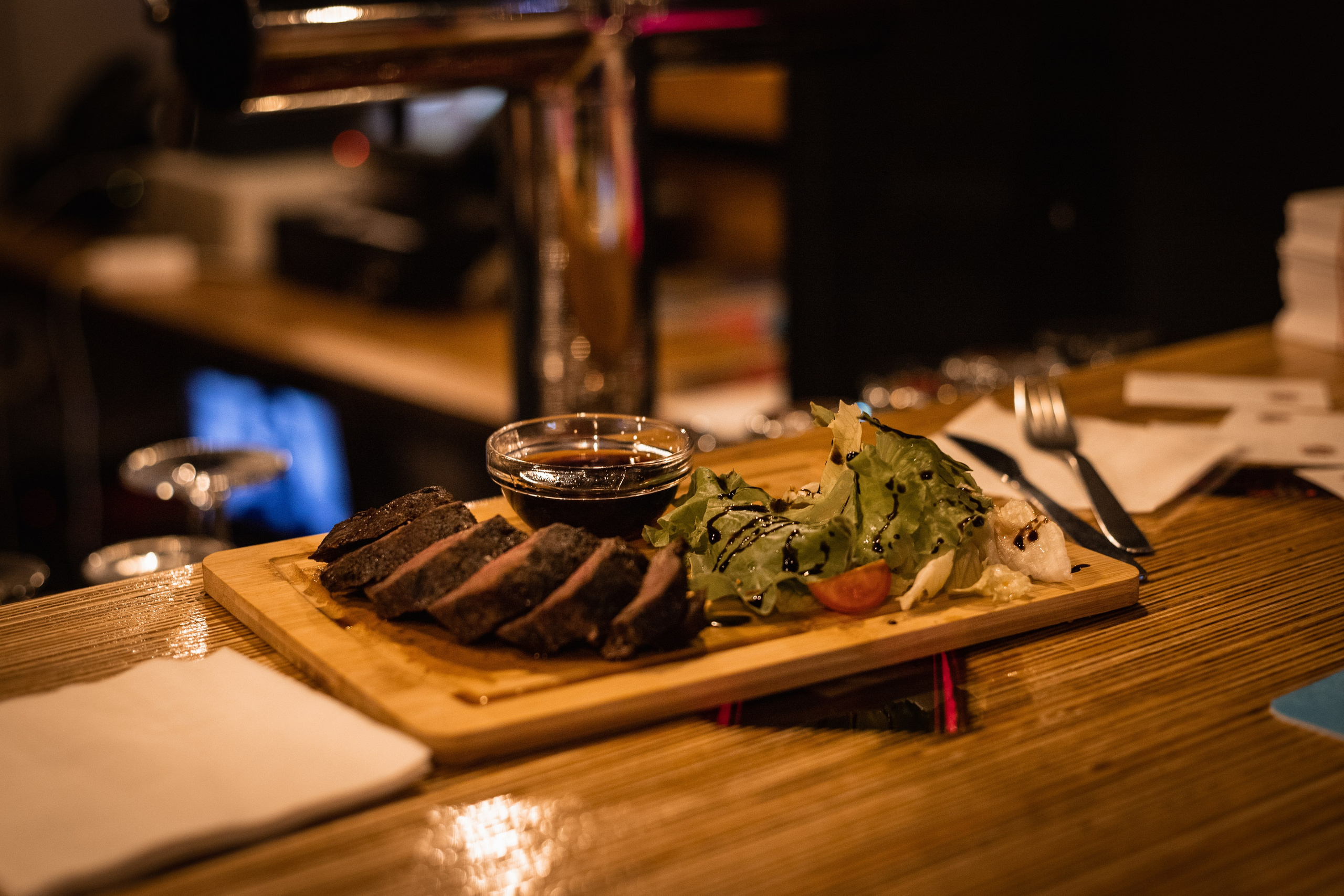 Паб Революция. Фотограф Денис Лесковский (Тюмень)