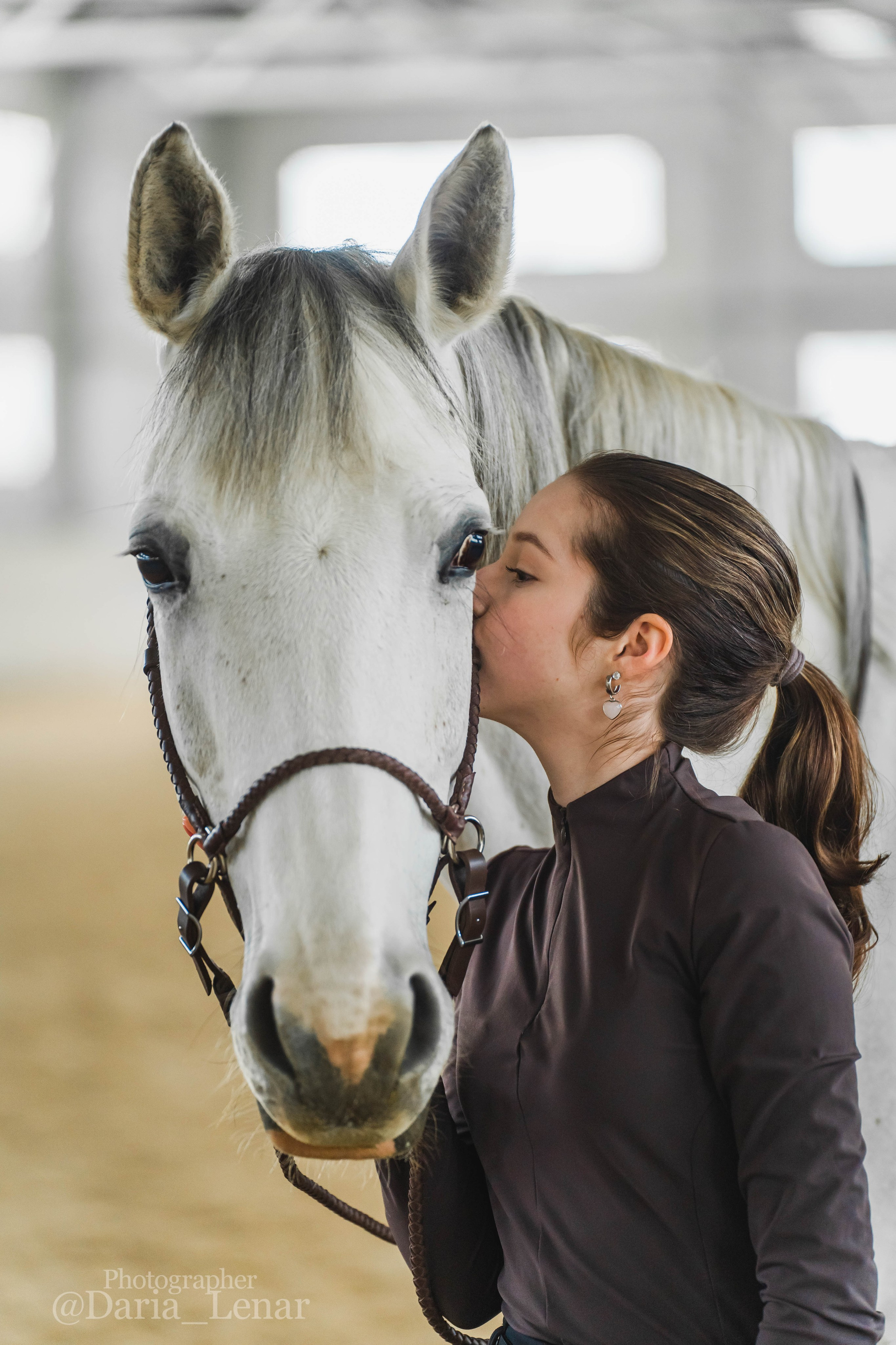 Настя и Луся. КК «Толстая лошадь». Фотограф в Москве Ленарская Дарья