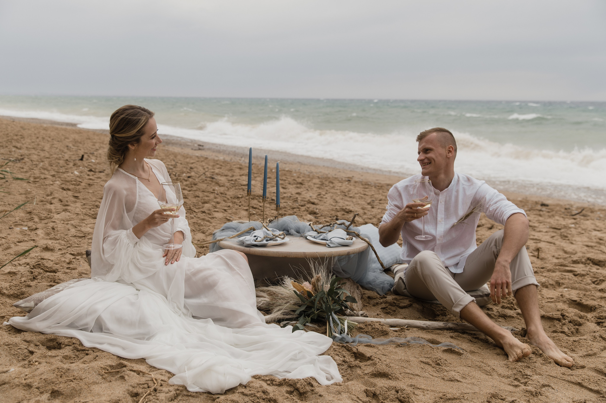 На берегу моря…. СВАДЕБНЫЙ ФОТОГРАФ В КРЫМУ И СЕВАСТОПОЛЕ