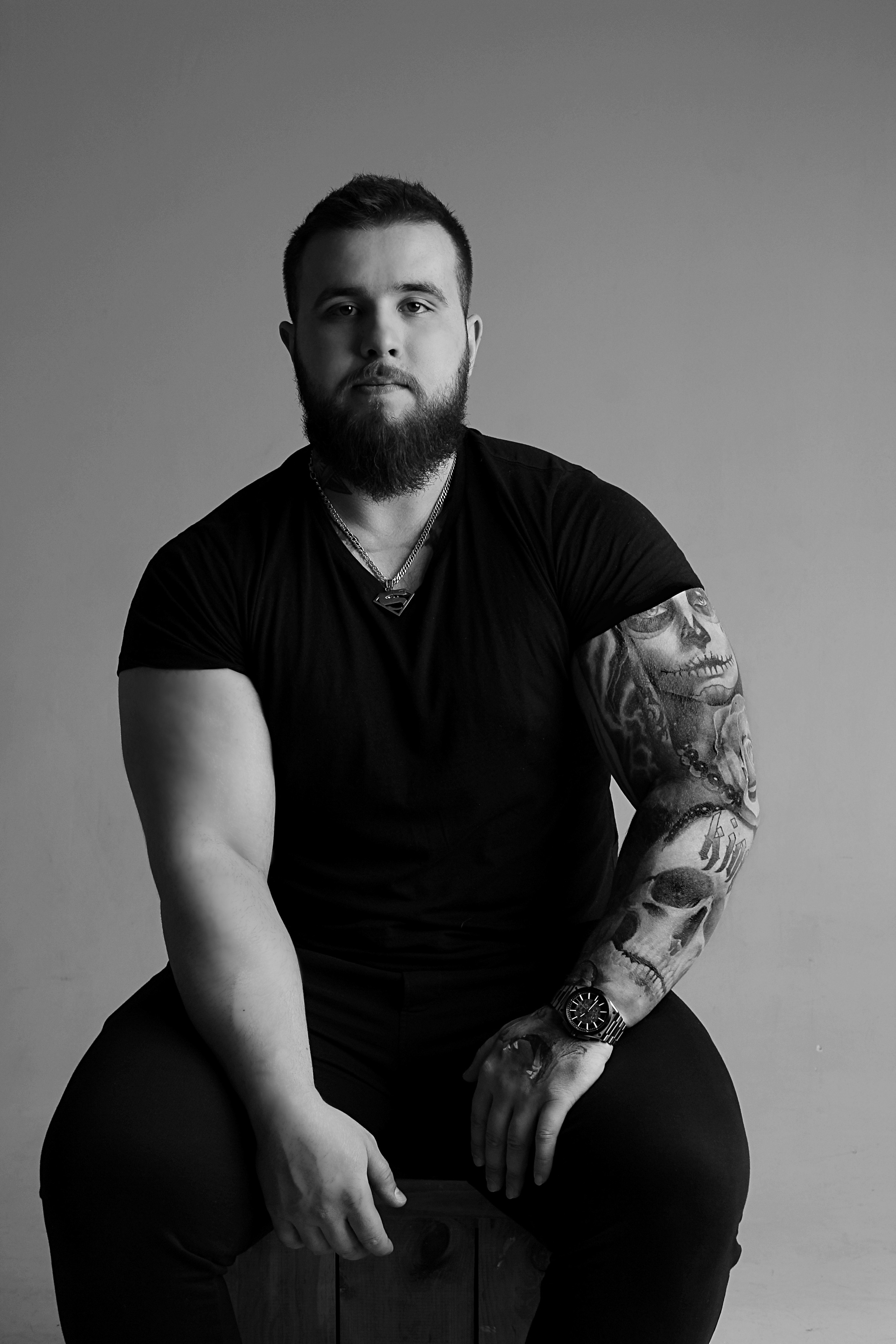 Мужская фотосессия в студии. Булат. Свадебный и репортажный фотограф в Уфе| Осетрова Ольга