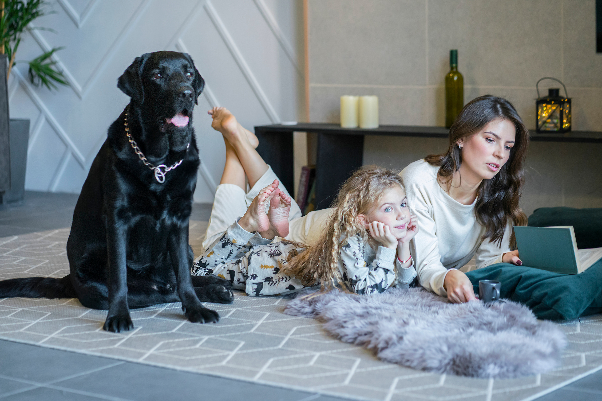 Семейная новогодняя съемка Света, Саша, Тоня, Гордей и Бруно. Фотограф, эмпат, телесный терапевт в Москве Ольга Трушина