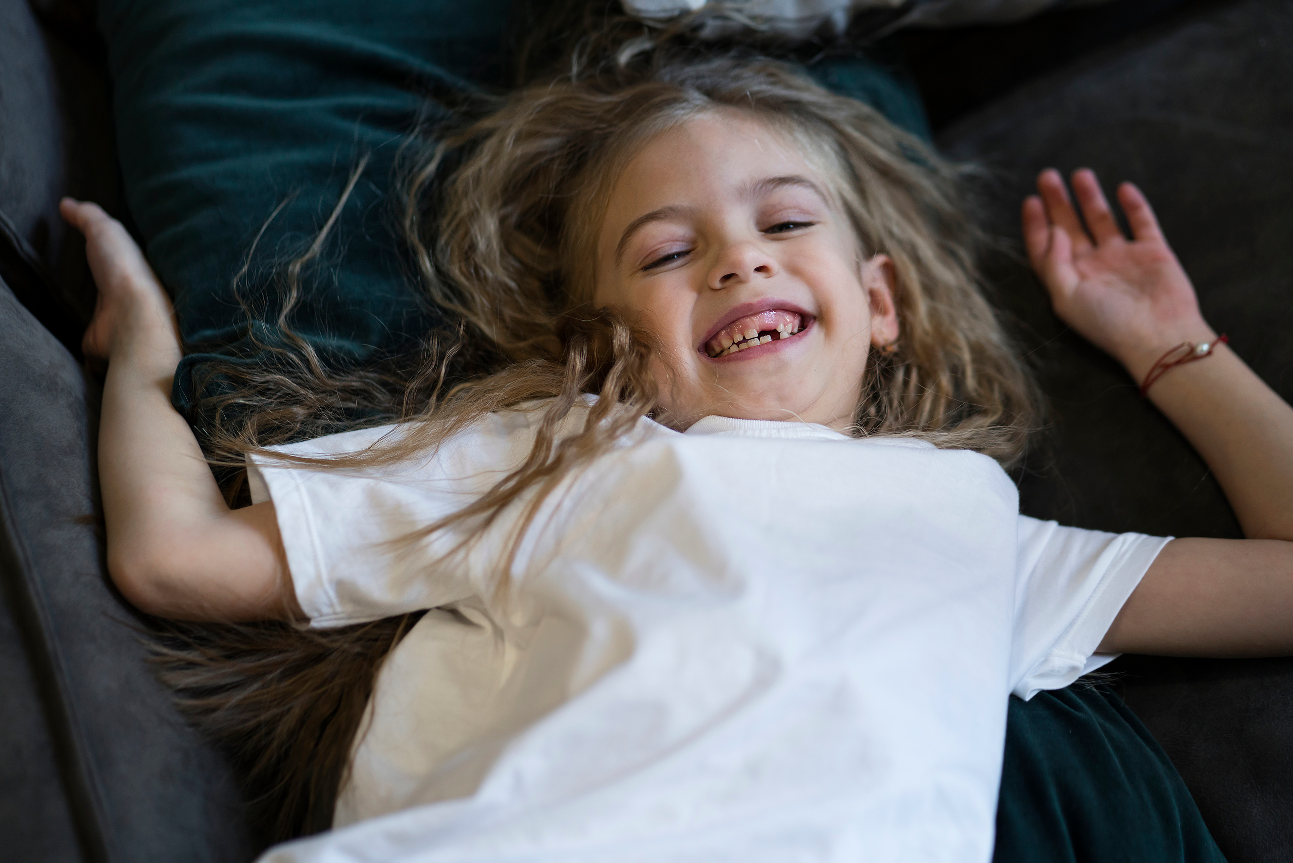 Семейная новогодняя съемка Света, Саша, Тоня, Гордей и Бруно. Фотограф, эмпат, телесный терапевт в Москве Ольга Трушина