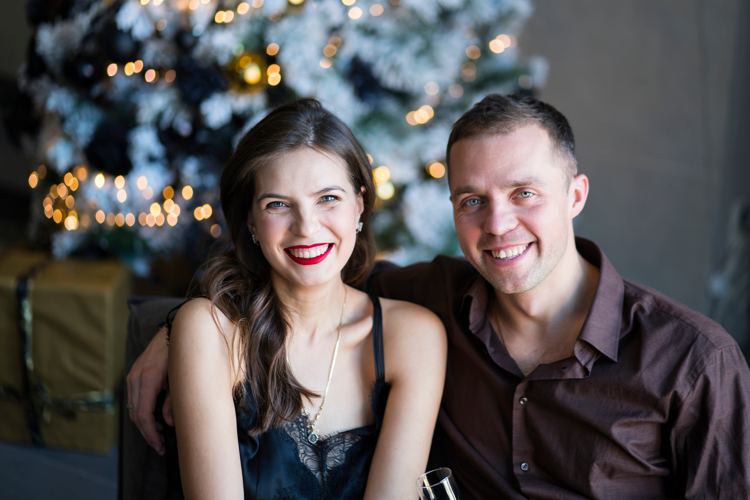 Семейная новогодняя съемка Света, Саша, Тоня, Гордей и Бруно. Фотограф, эмпат, телесный терапевт в Москве Ольга Трушина