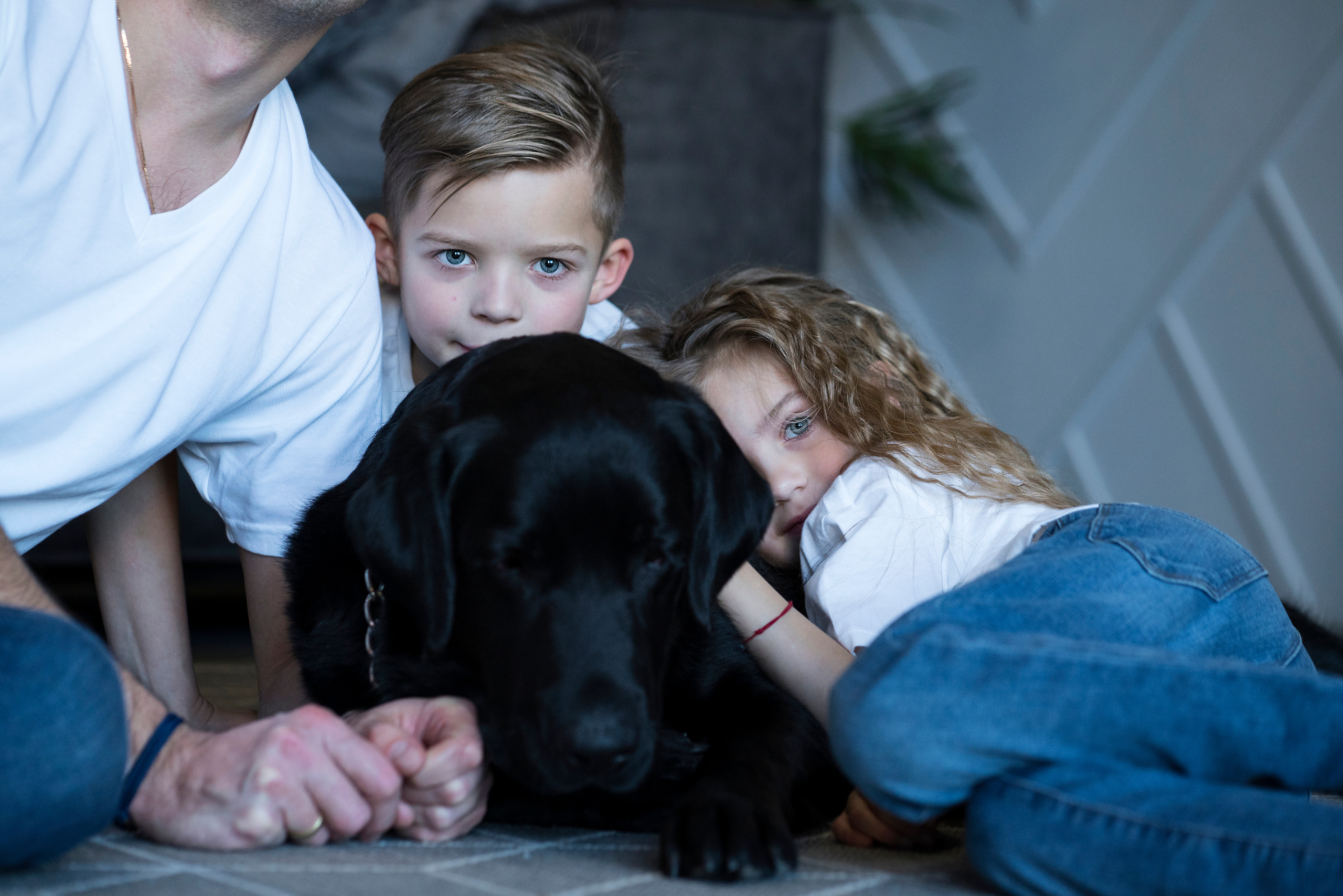 Семейная новогодняя съемка Света, Саша, Тоня, Гордей и Бруно. Фотограф, эмпат, телесный терапевт в Москве Ольга Трушина