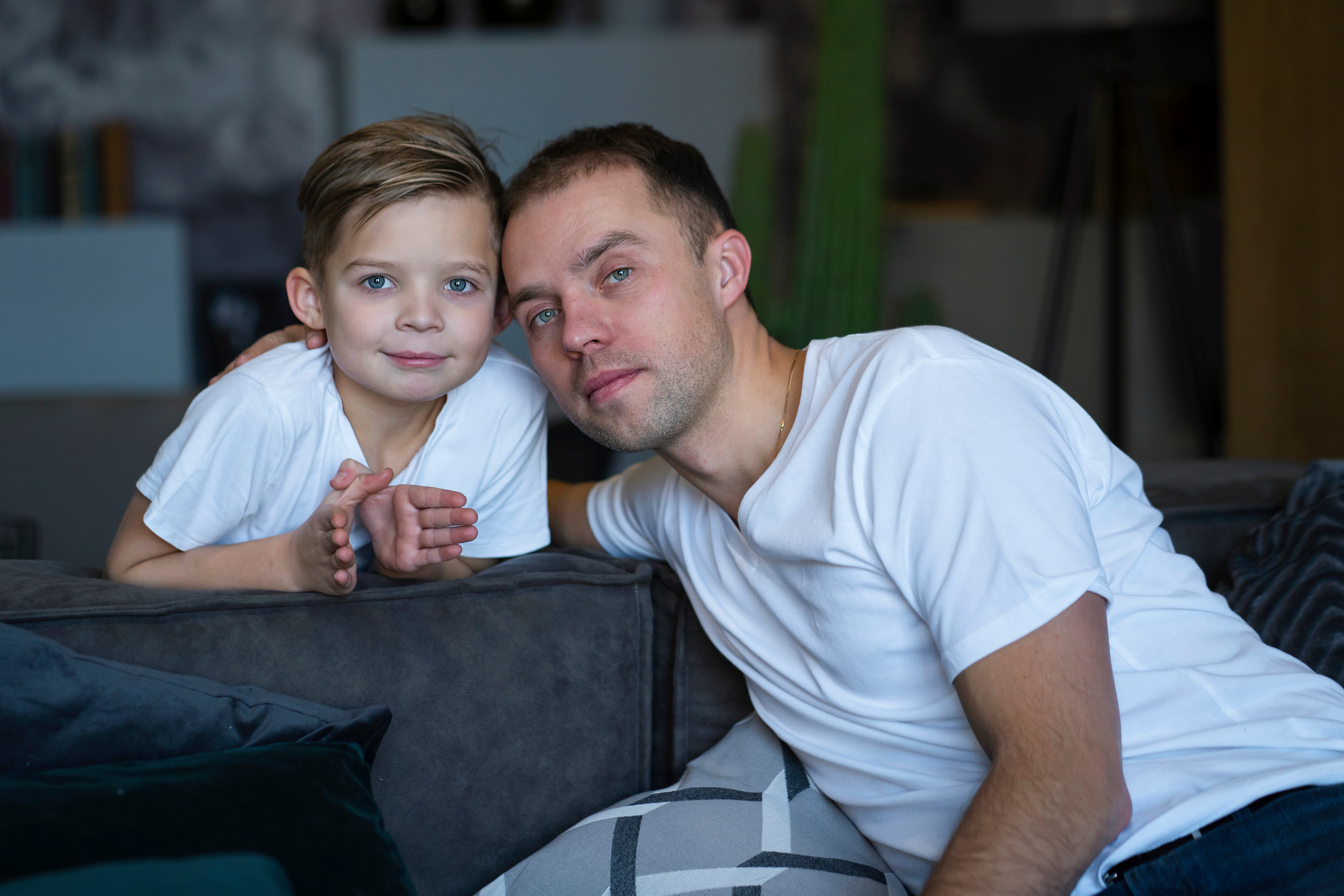 Семейная новогодняя съемка Света, Саша, Тоня, Гордей и Бруно. Фотограф, эмпат, телесный терапевт в Москве Ольга Трушина