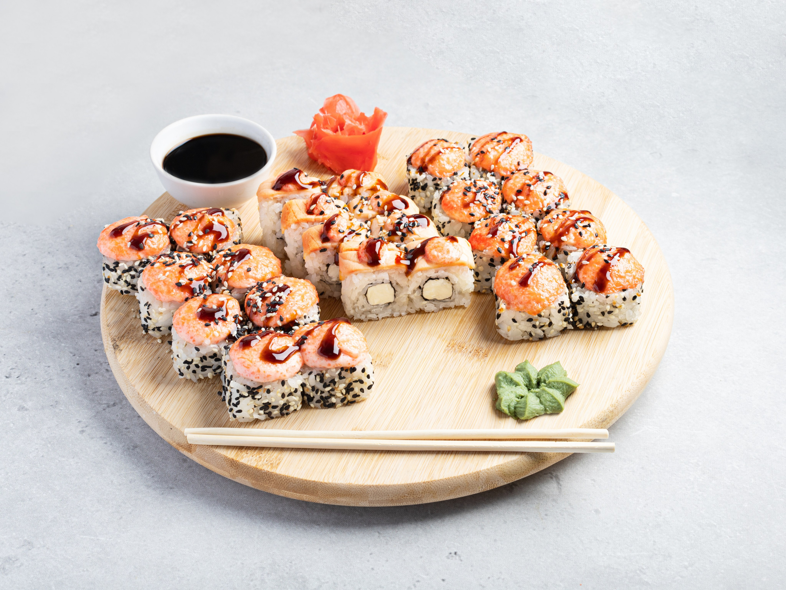 Роллы сезонные Busido. Предметный и Фудфотограф Уфа