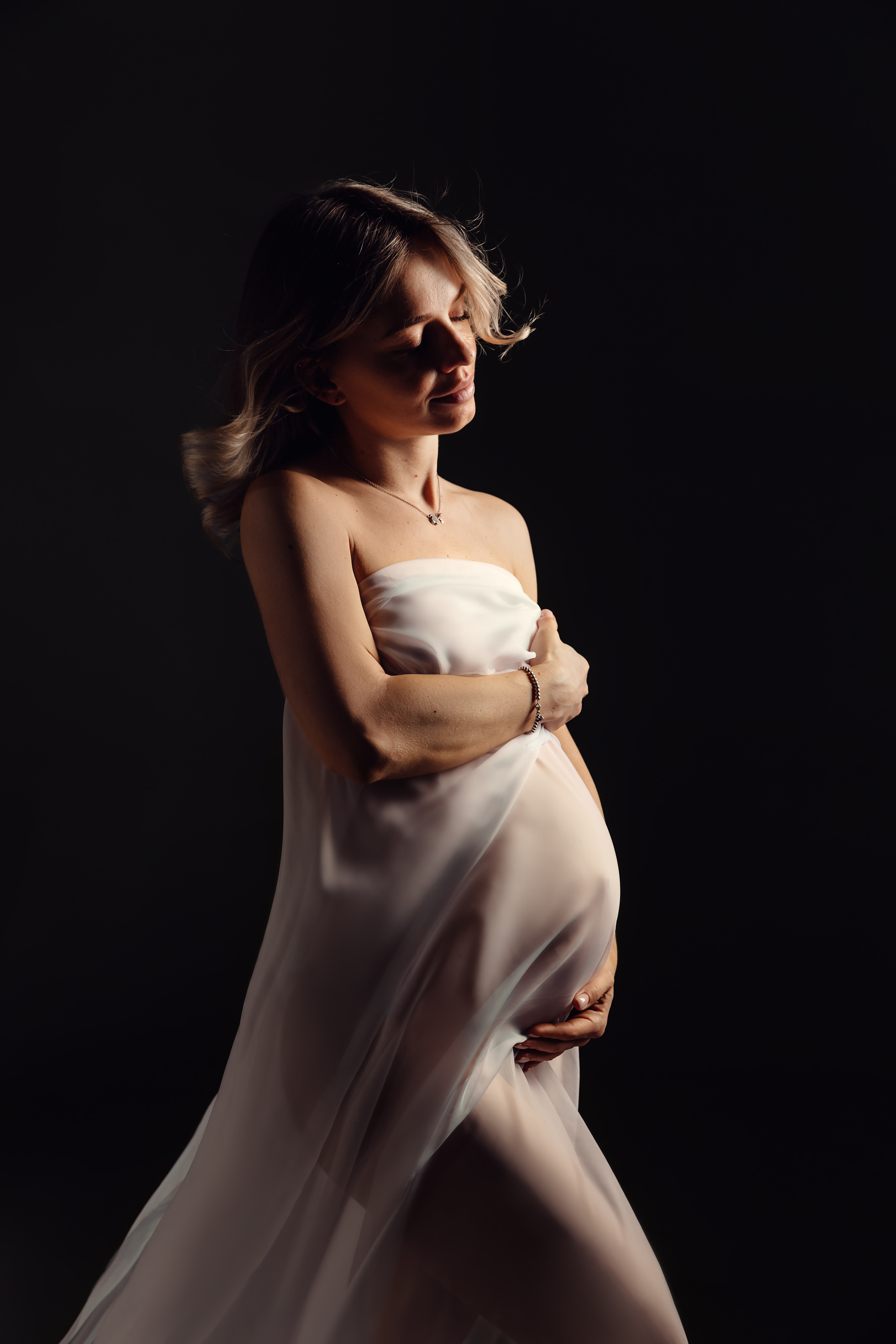 В фотостудии. Профессиональная фотосессия в Москве и Московской области