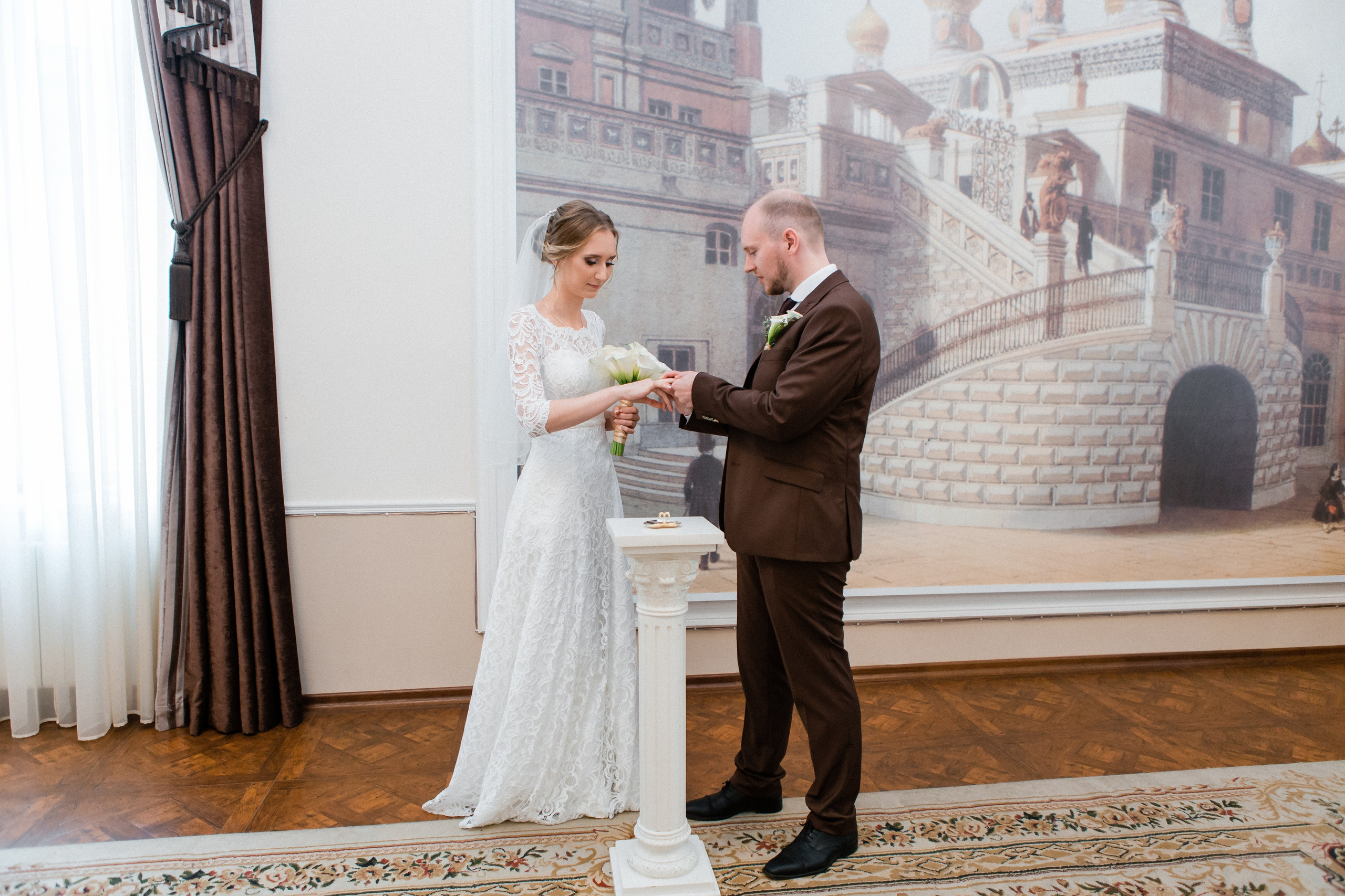 Свадебная фотосессия Сергея и Елены. Наш свадебный день. Видеосъемка и фотосъемка свадеб. Фотограф и оператор на свадьбу. Видеосъемка подкастов, собственная видео-фотостудии. Предметная фотосъемка