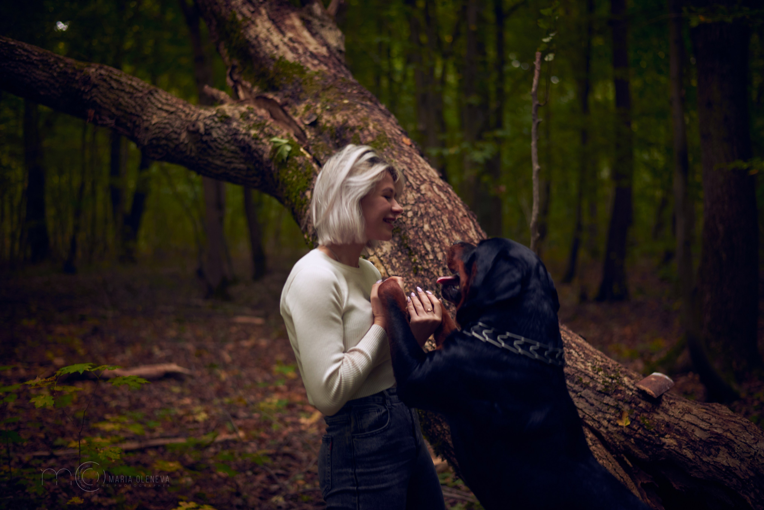 Прогулка с собакой. Фотограф Мария Оленева