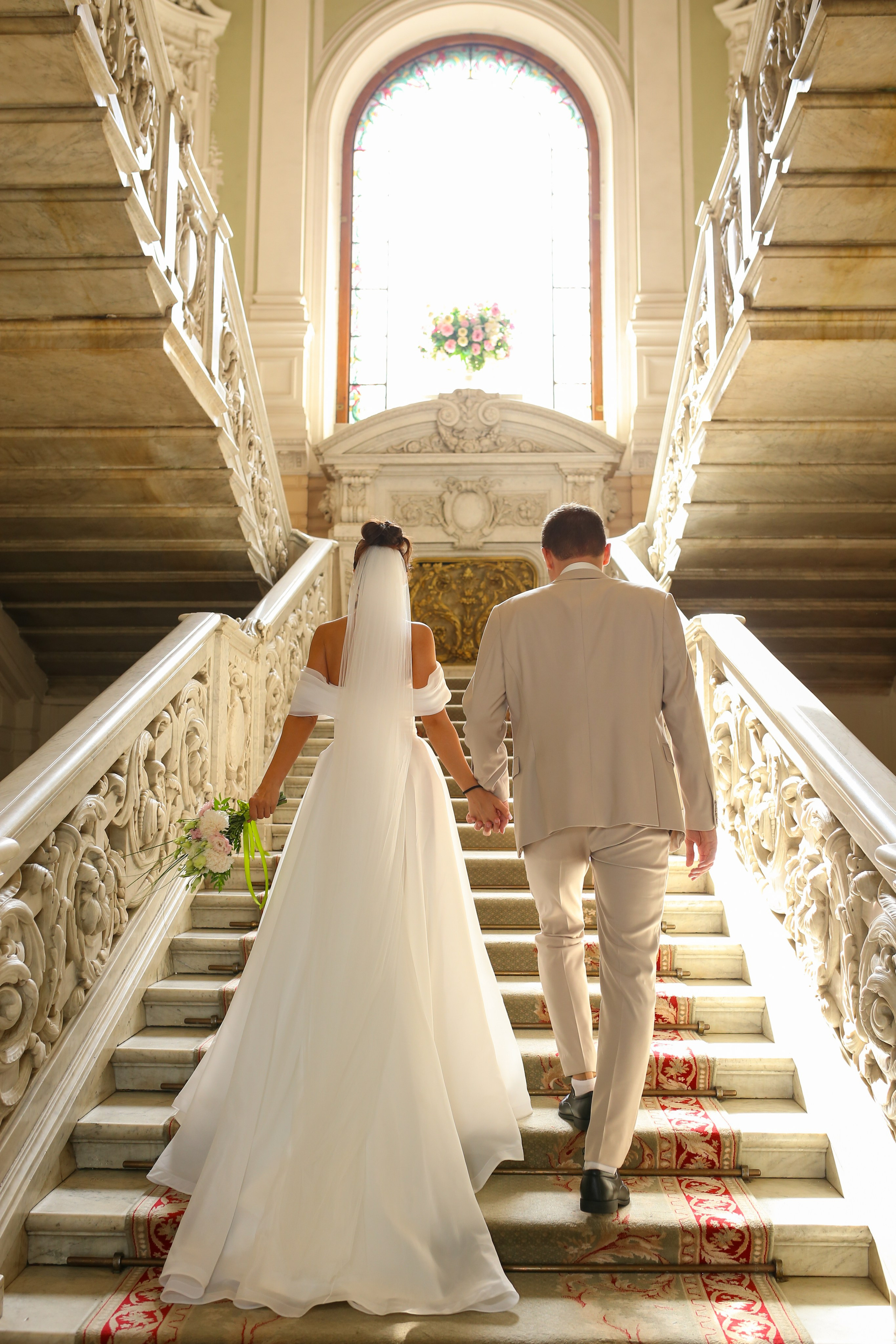 Классические кадры, во Дворце бракосочетания. Свадебный и Репортажный фотограф в Санкт-Петербурге